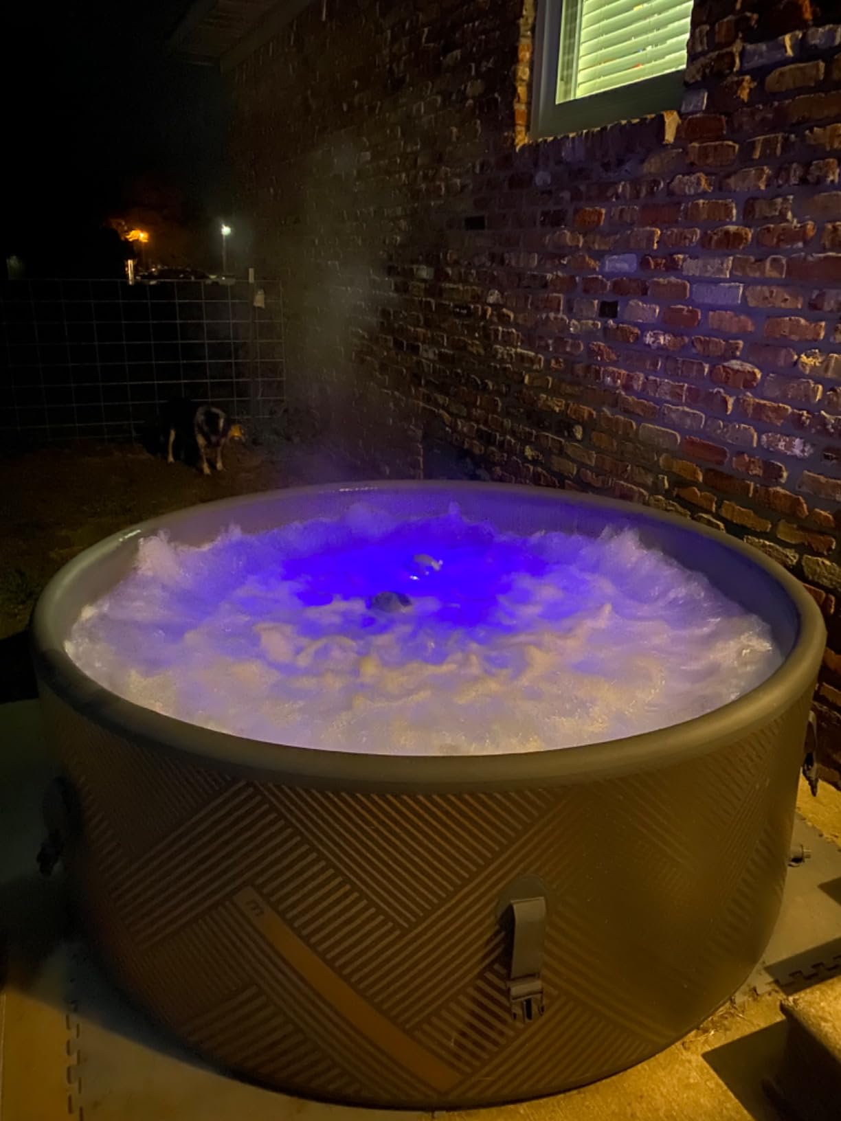 MSpa 6-Person Inflatable Hot Tub, Round Bubble Massage Spa for Outdoor Use, Champagne Gold - Portable Blow-Up Machine with Accessories customer photo 2