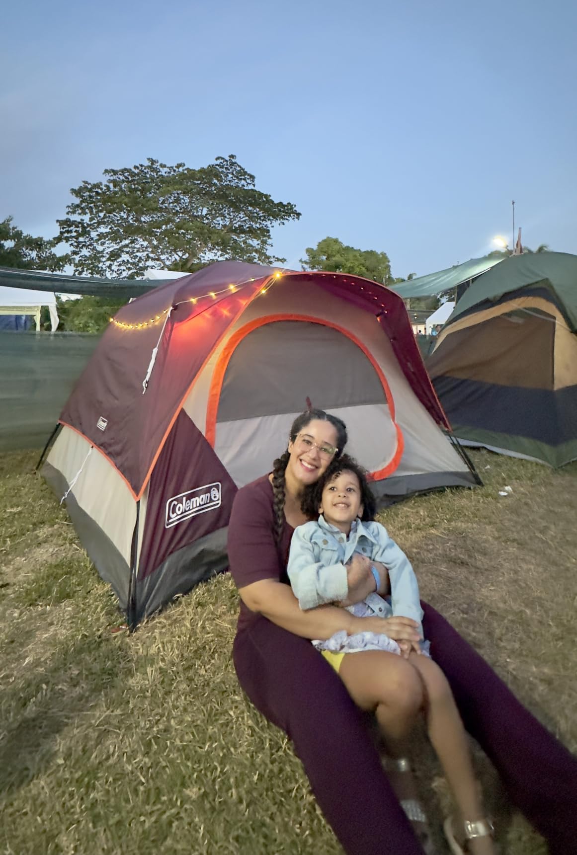 Coleman Skydome Camping Tent with 5 Minute Setup, 2/4/6/8 Person Weatherproof Tent customer photo 1