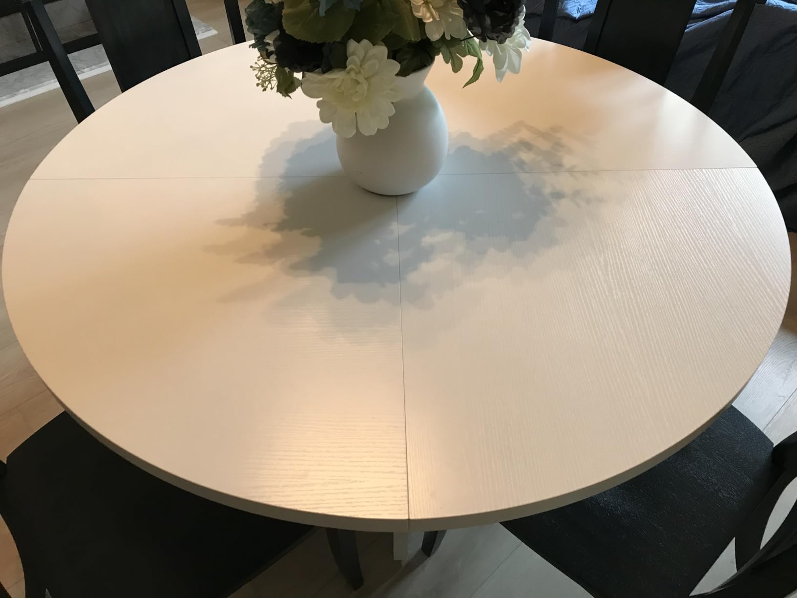 LITTLE TREE Round Dining Table for 4-6 People, 47 Inches Dining Room Table with Wooden Pedestal Base, Brown Dinner Tables, Circle Kitchen Tables for Dining Room, Kitchen, Living Room(Table Only) customer photo 1