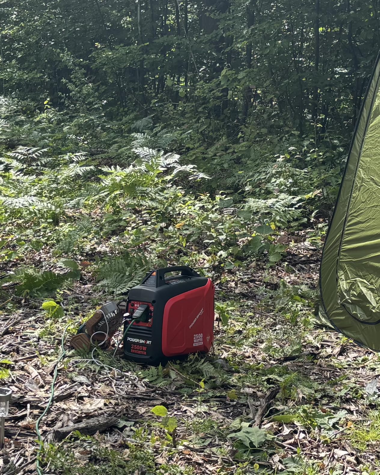 PowerSmart 2500 Watt Portable Inverter Generator with Quiet Technology, Compact and Lightweight Design, Small Generator for Camping, EPA Compliant customer photo 1
