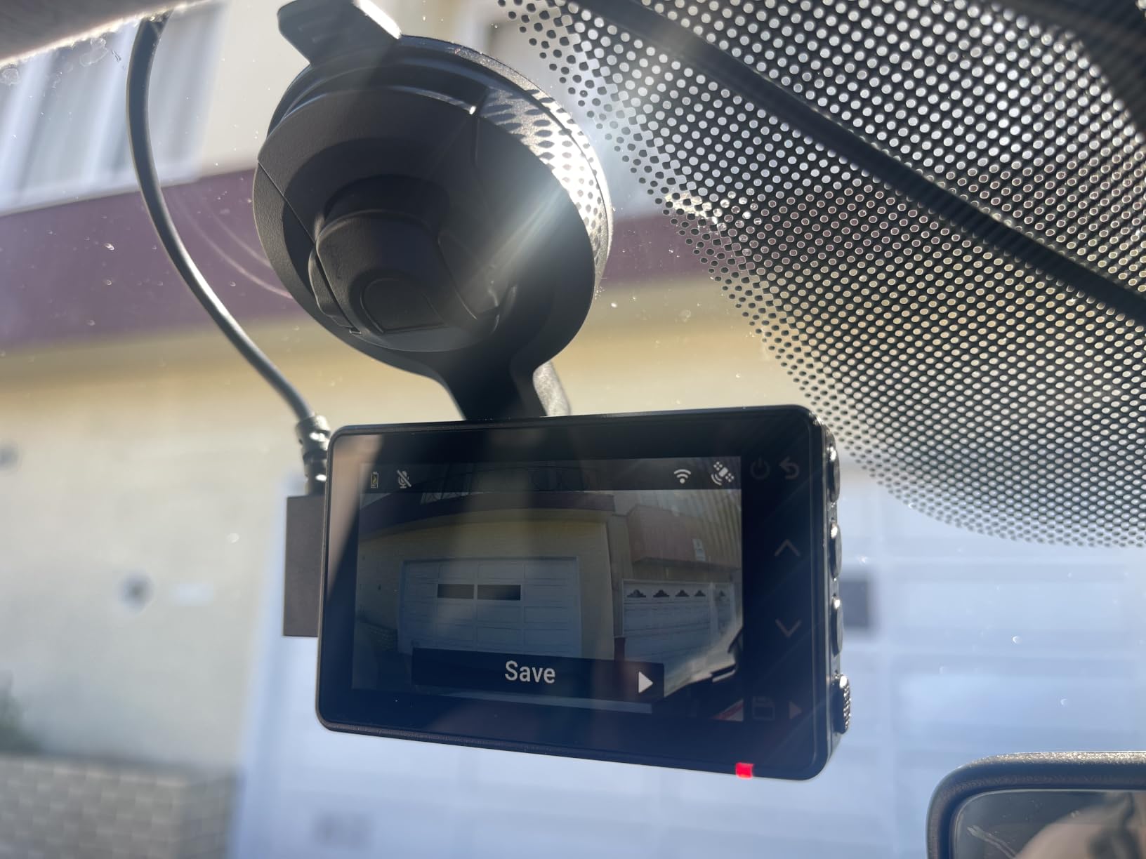 Garmin Dash Cam Mini 3, Ultracompact 1080p HD Dash Cam customer photo 1