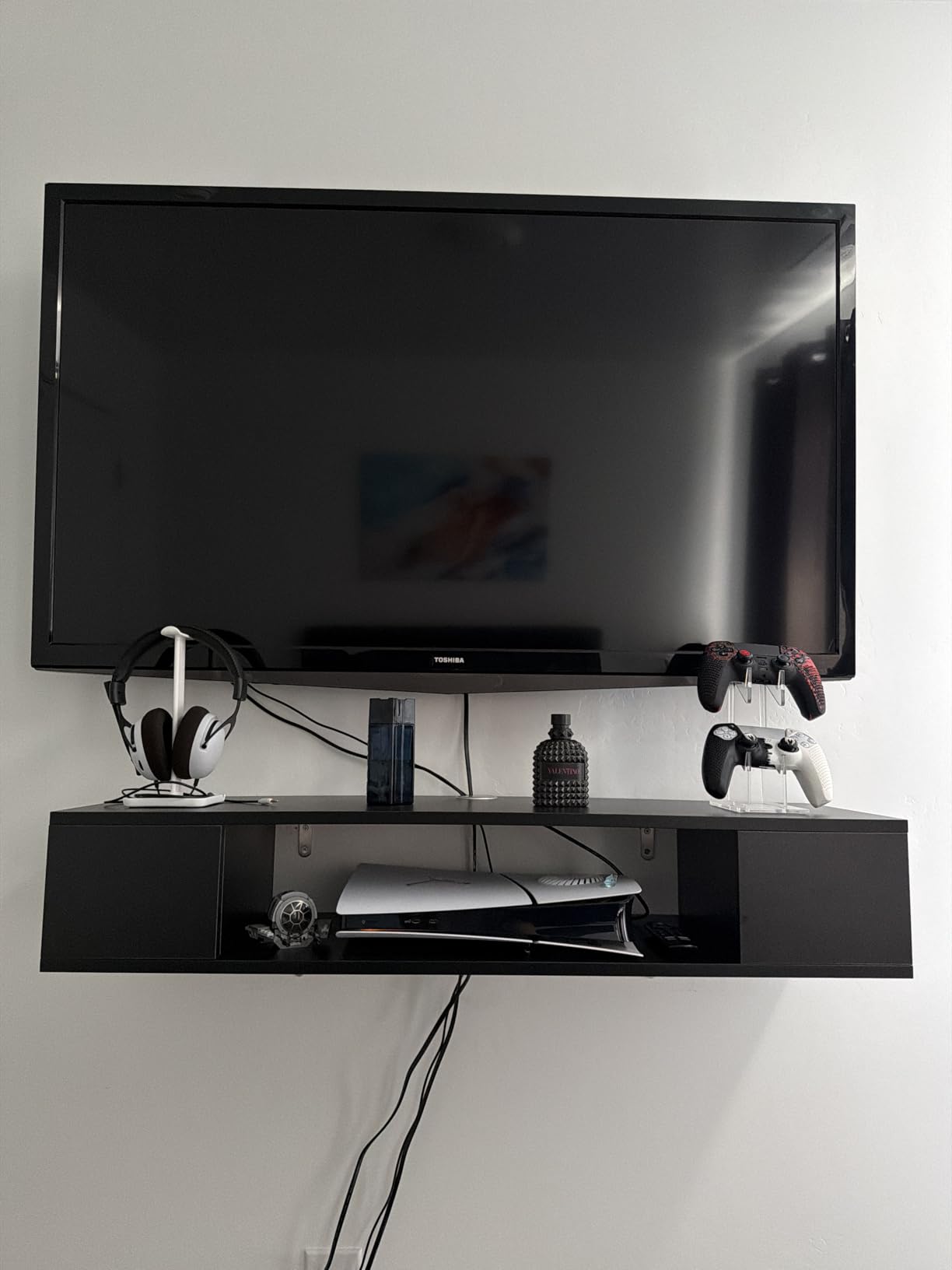 GHC Floating TV Stand, Wall Mounted Entertainment Center and Cabinet Shelf, TV Console with Storage for TVs up to 55 inch, Under TV Shelf for Living Room (Natural Oak) customer photo 2