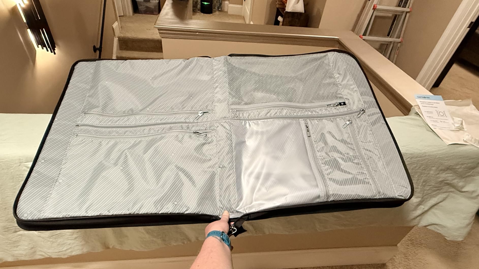 Samsonite UpLIFT 23