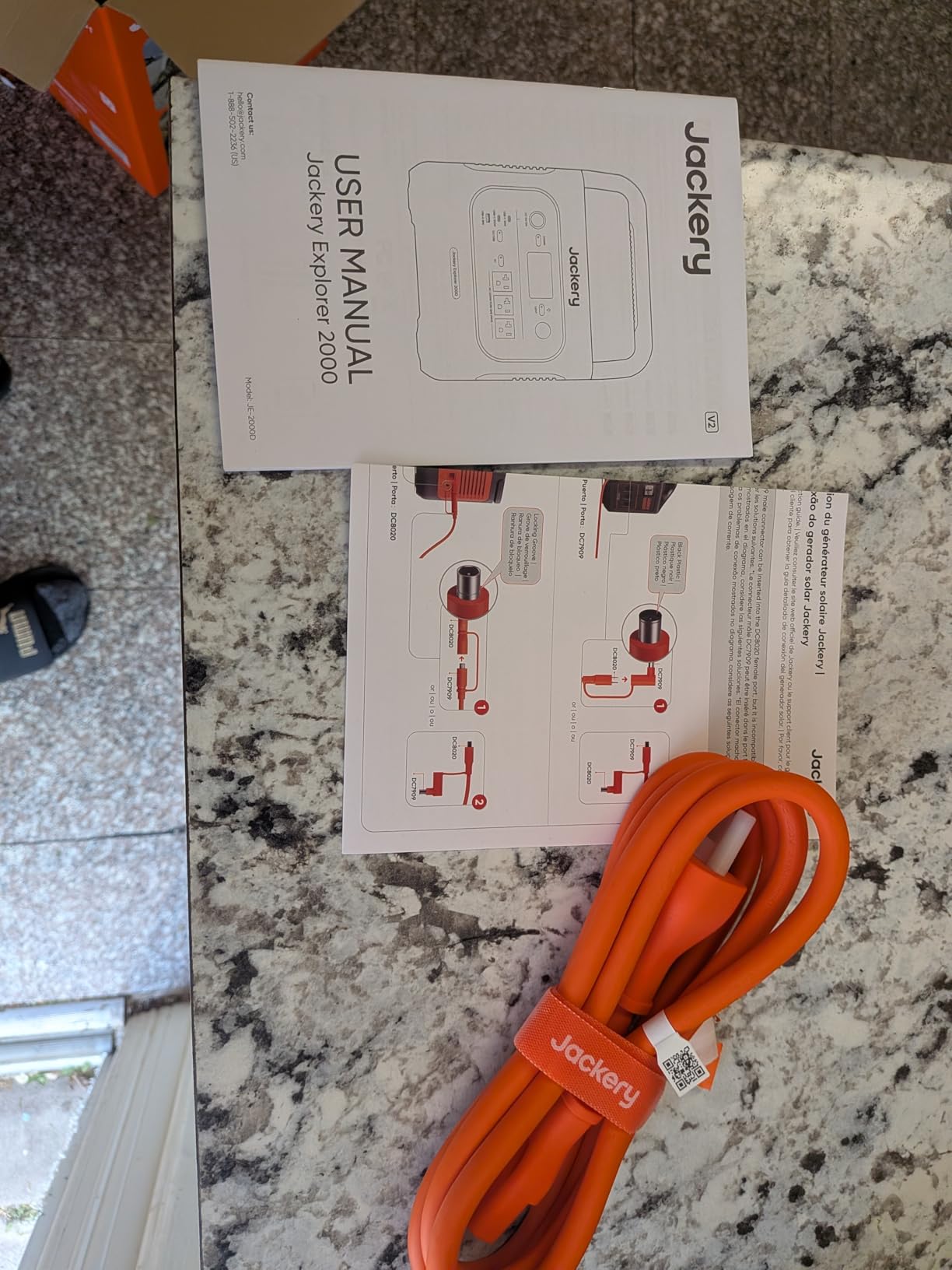 Jackery Explorer 2000 v2 Portable Power Station, 2042Wh LiFePO4 Home Backup Battery, 2200W Solar Generator, USB-C PD 100W Fast Charging For Emergencies, Power Outages, Camping(Solar Panel Optional) customer photo 2