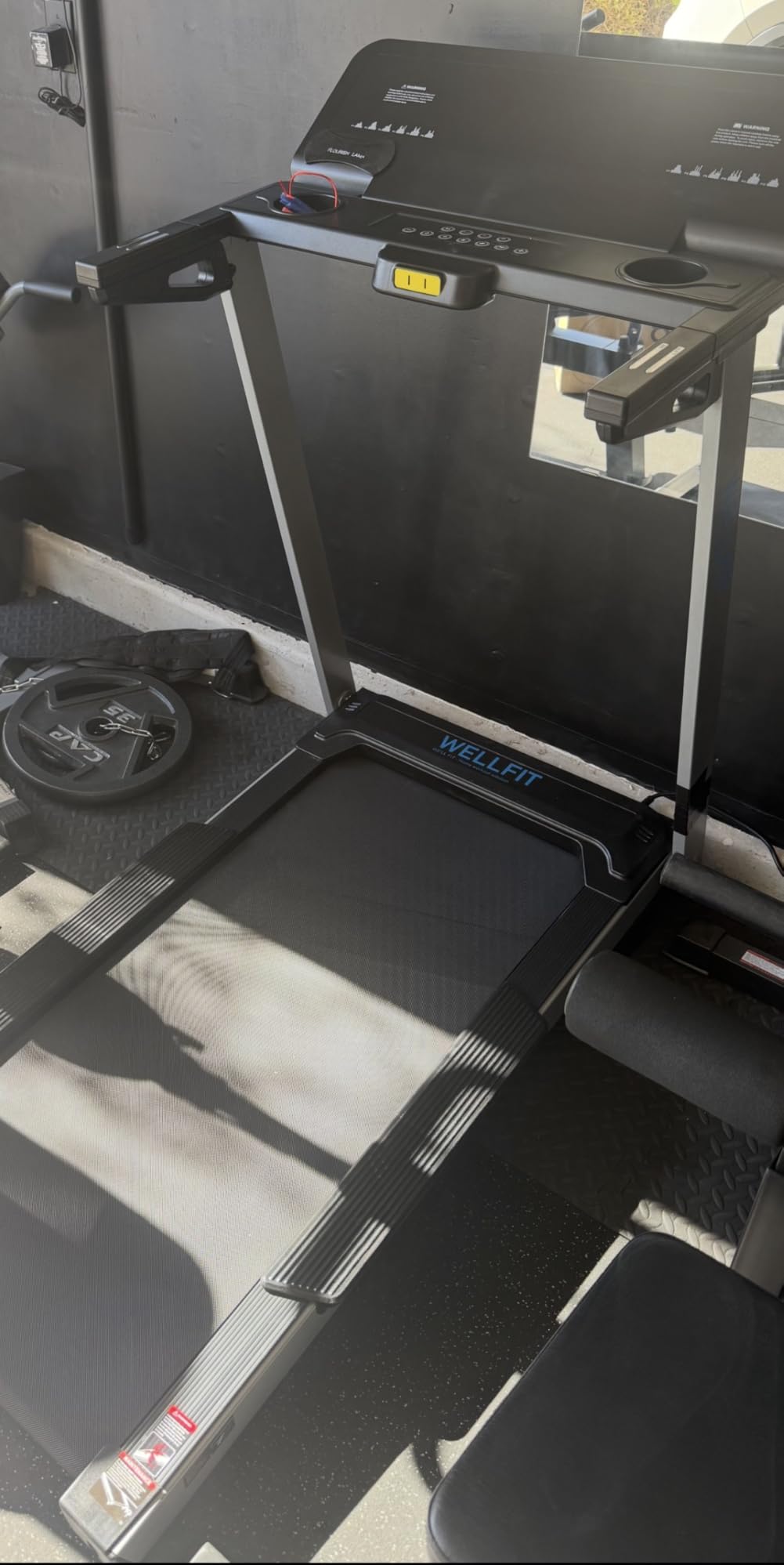 WELLFIT Treadmill for Home, 2 Level Incline Heavy Duty Treadmills | 450 lbs Capacity, 4.0 HP, 10 MPH, 20