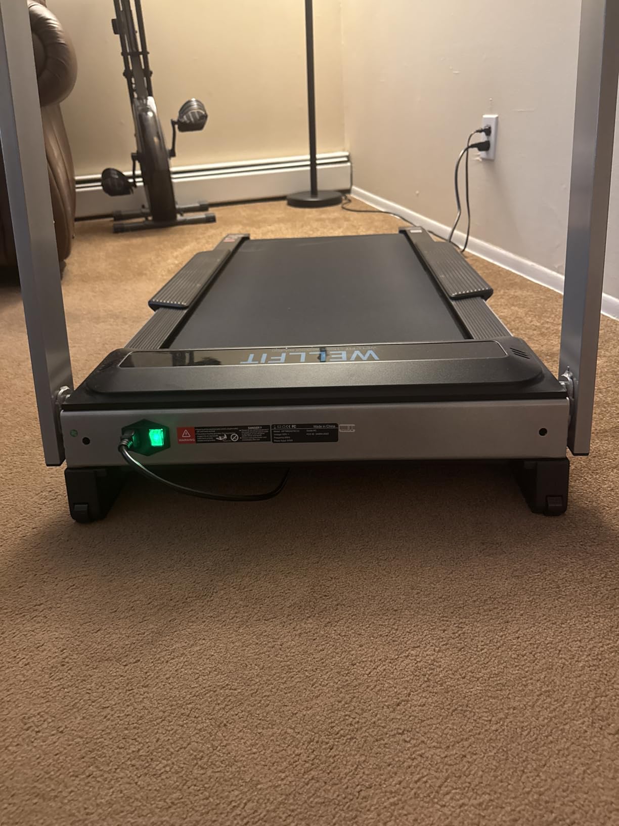 WELLFIT Treadmill for Home, 2 Level Incline Heavy Duty Treadmills | 450 lbs Capacity, 4.0 HP, 10 MPH, 20