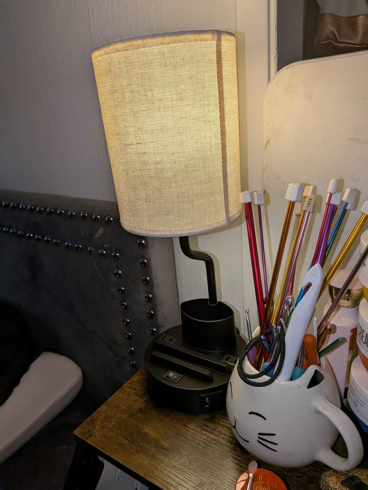 Bedside Table Lamps for Bedroom Set of 2 - Nightstand Light with AC Outlet and USB A & C for Charging, 3 Color Temperatures, Study Desk Lamp with Pen Holder & Phone Stand for Living Room/Dorm/Office customer photo 2