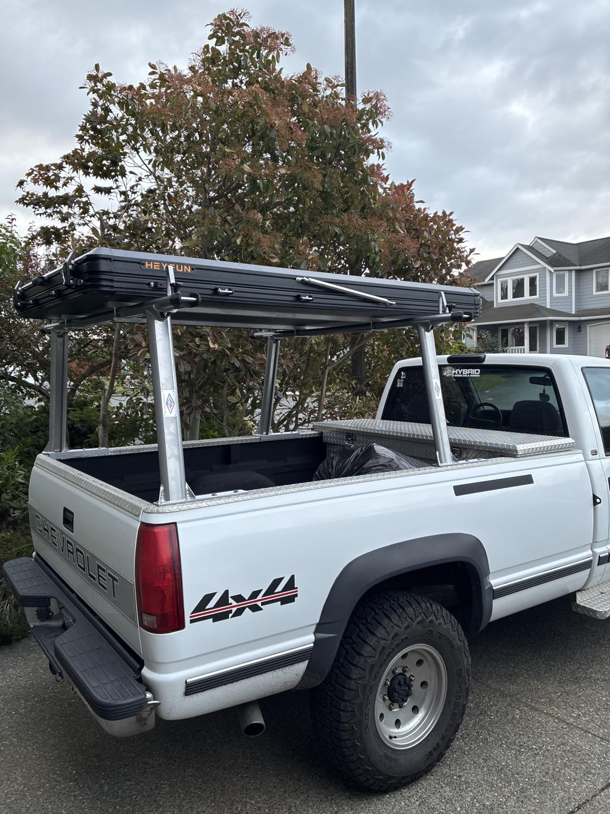 Adventurer Pro Rooftop Tent Hard Shell with Side Awning & LED Light Strip, 2-3 Person Roof Top Tent for 4 Season Camping, Aluminum Pop Up Roof Tent for Truck Jeep SUV Van Trailer customer photo 2
