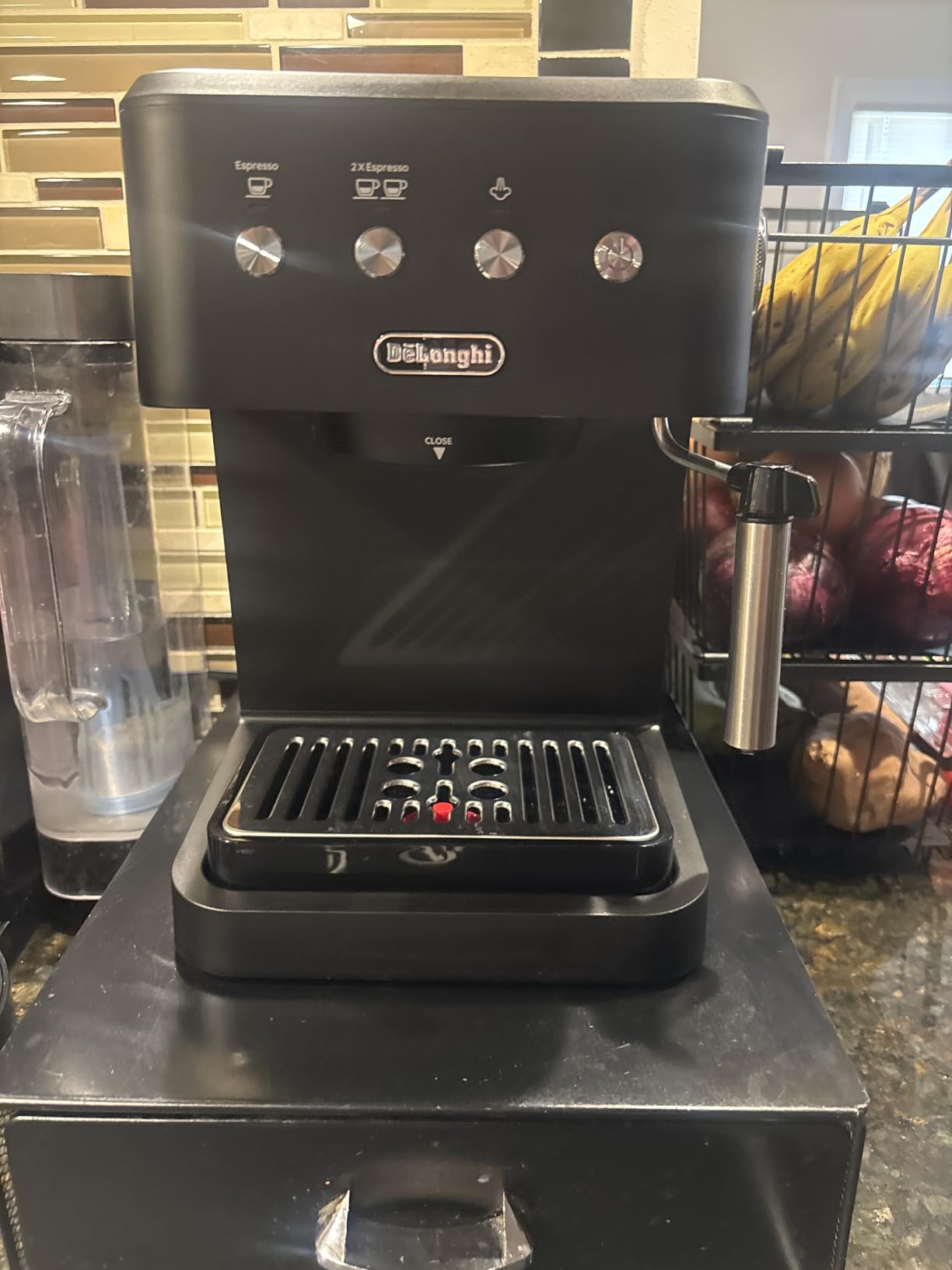De'Longhi Classic Signature Espresso Machine, Adjustable Milk Frother customer photo 1