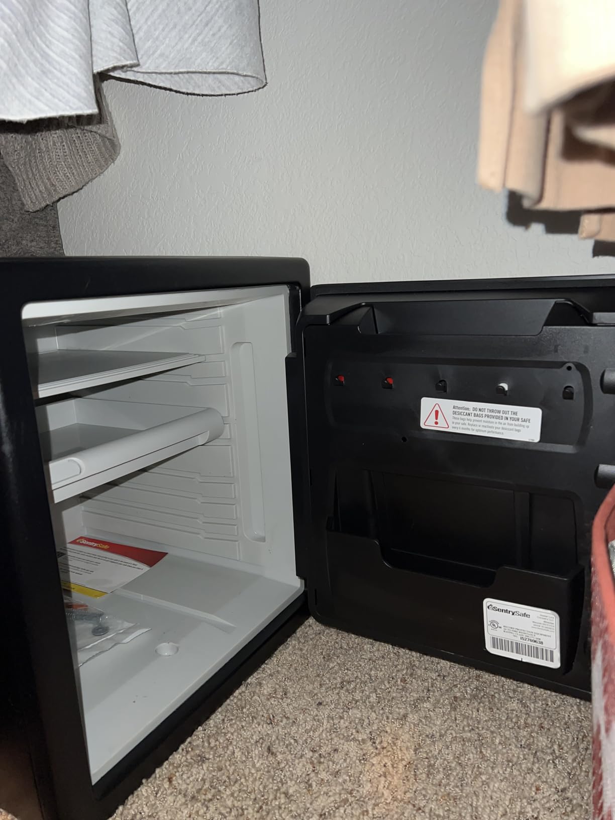 Master Lock Black Steel Fireproof and Waterproof Safe with Digital Keypad, 2.0 cu-ft, STW205GYC, Large Capacity with Six 1-inch Door Bolts customer photo 2