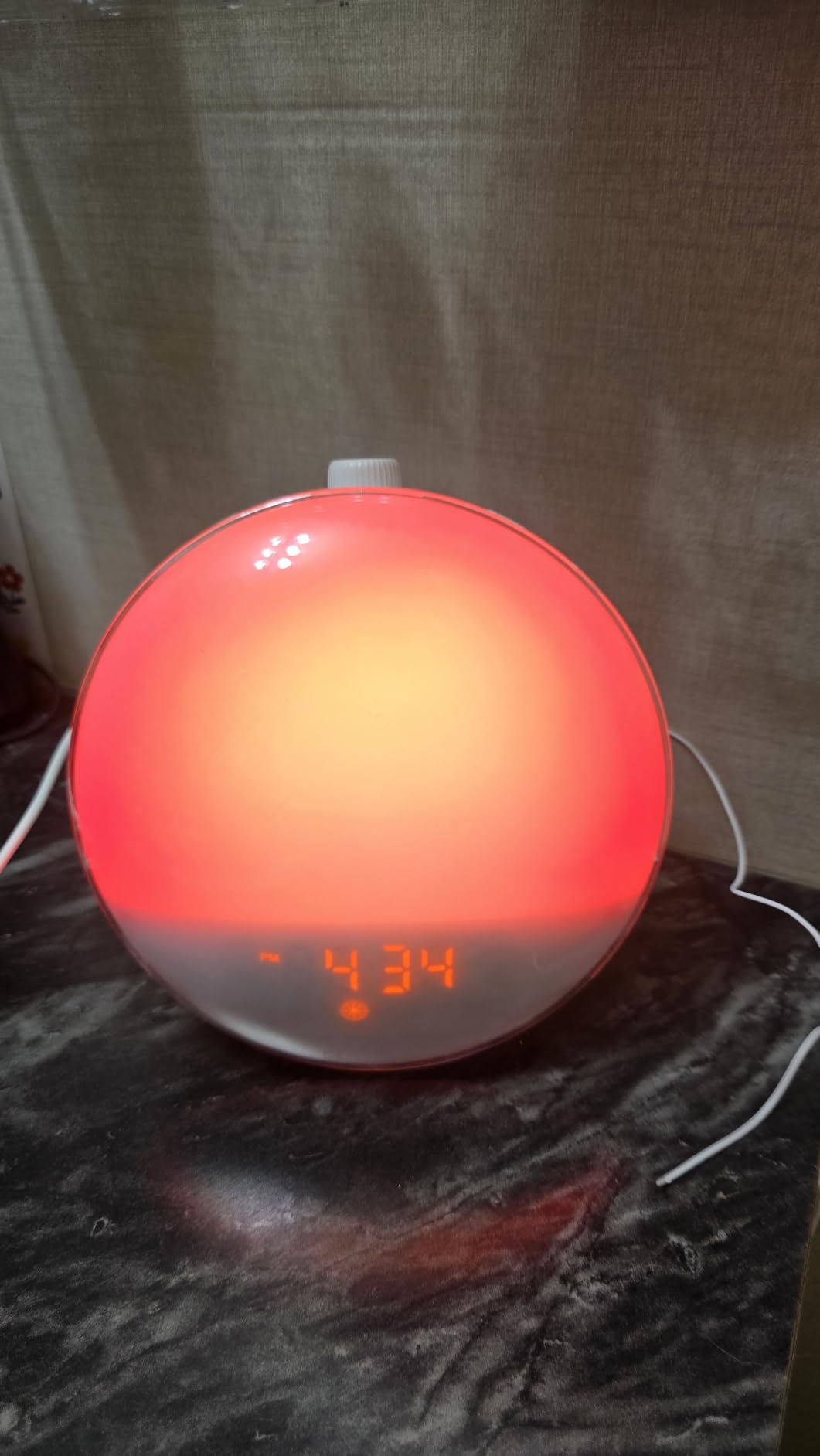 Sunrise Alarm Clock for Heavy Sleepers, Wake Up Light with Sunrise/Sunset Simulation, Dual Alarms & Natural Sounds, Snooze & Sleep Aid, FM Radio, 7 Colors Night Light for Bedroom, Ideal for Gift customer photo 2