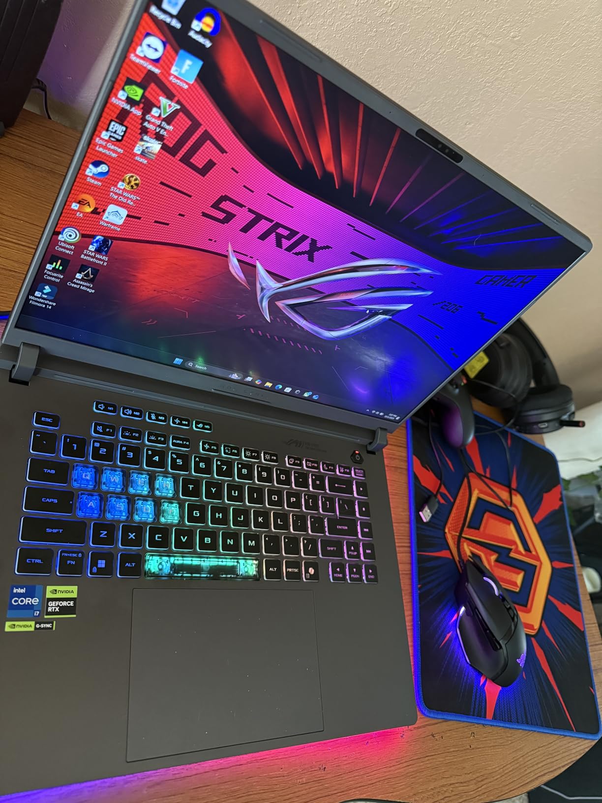 ASUS ROG Strix G16 (2025) Gaming Laptop, 16-inch FHD+ 165Hz, NVIDIA GeForce RTX 5060, Intel Core i7 14650HX, 16GB DDR5, 1TB Gen 4 SSD, G615JMR-AS74 customer photo 2