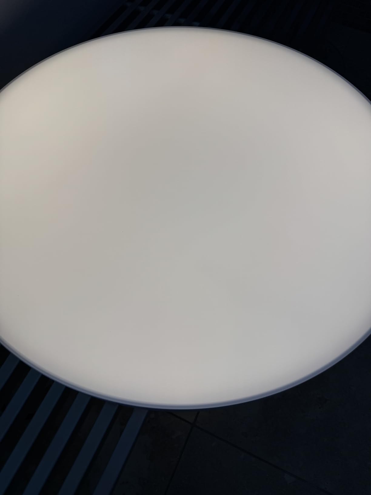 Philips Hue Datura Smart Ceiling Panel (Large Round 2.49 in x 22.60 in) White & Color Light, Bluetooth Compatible, Voice Control with Alexa, Apple Home & Google Assistant customer photo 2