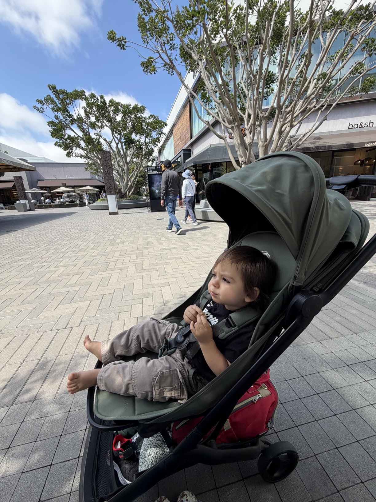 Bugaboo Butterfly 2 Ultra-Compact Travel Stroller One-Second Fold, Forest Green customer photo 1