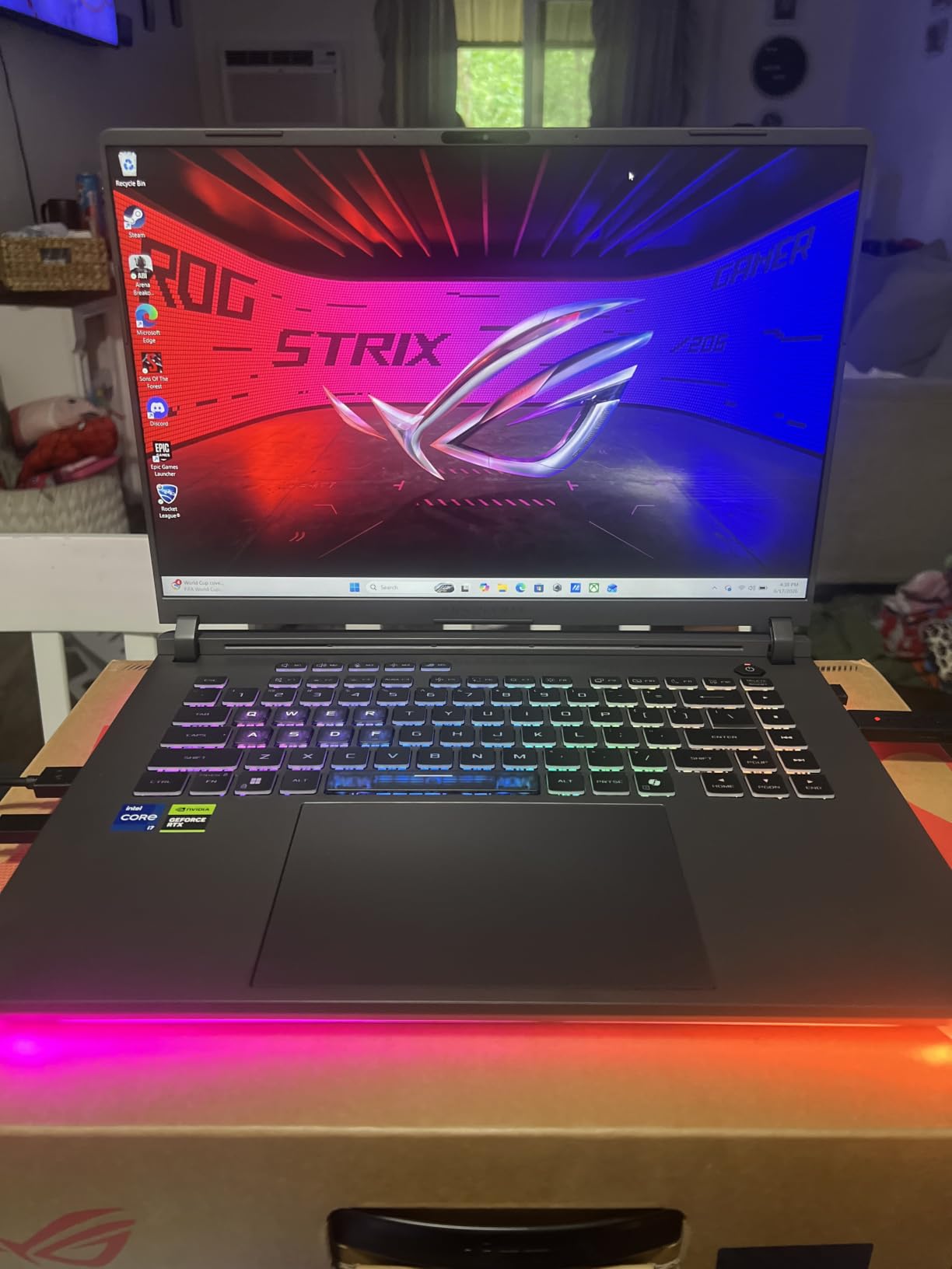 ROG Strix G16 (2025) Gaming Laptop, 16