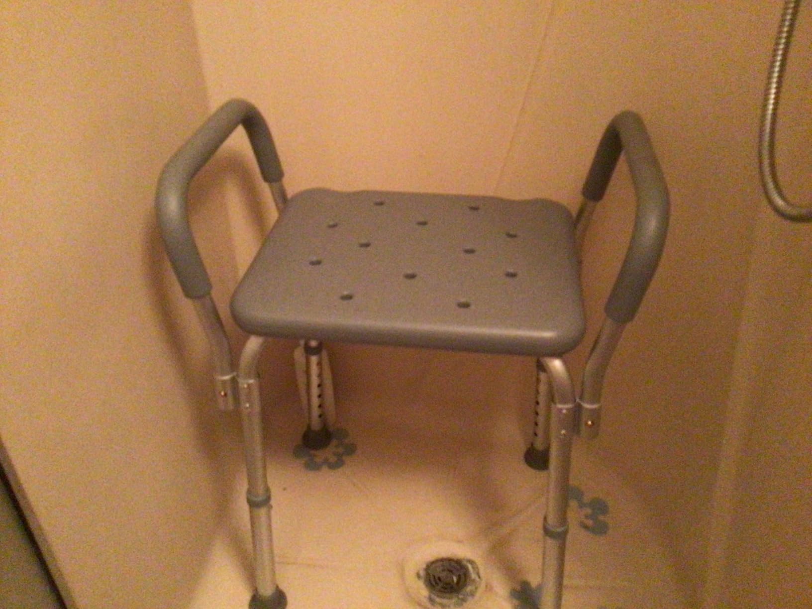 Dr. Dunley Bath Chair for Seniors, Shower Seat with Back, Suction Feet, Non-Slip Adjustable Height Shower Bench for Elderly, 350lb Weight Capacity customer photo 2