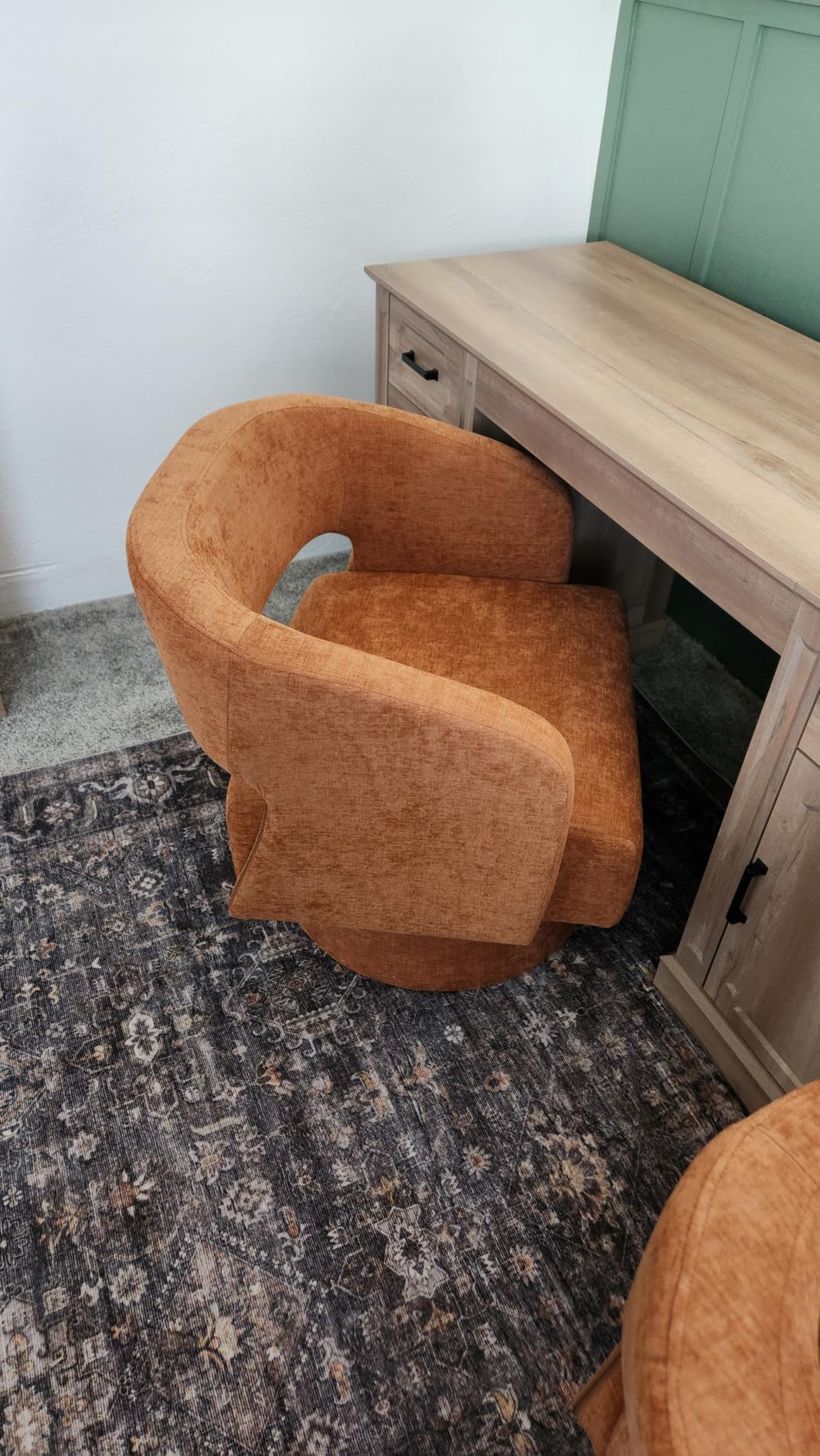 Luxanimarion Swivel Barrel Accent Chair Set of 2, Oversized Teddy Upholstered Round Swivel Chairs, Modern Luxury 360 Degree Living Room Vanity Chair for Bedroom Office, Green, 2PCS customer photo 2