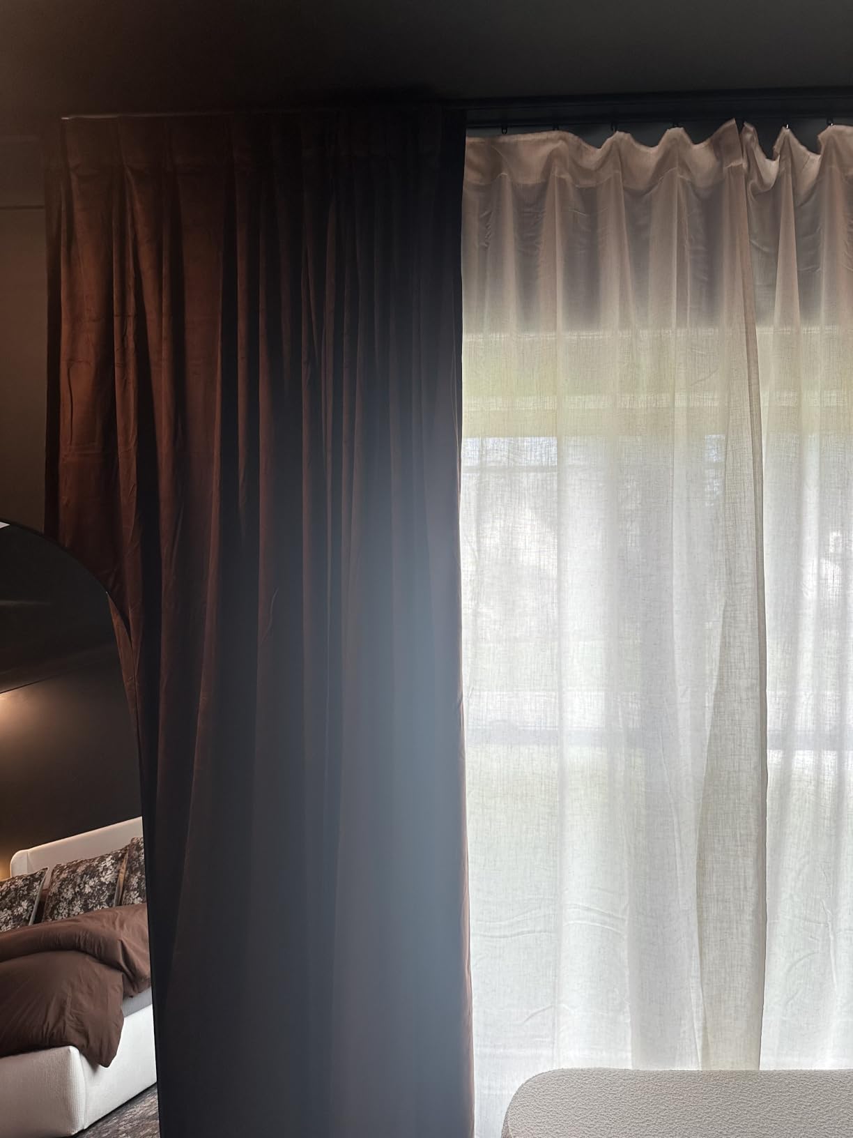 90 Inch Long Pinch Pleated Velvet Blackout Curtains for Living Room Bedroom Olive Green Vintage Heavy Room Darkening Thermal Soundproof Drapes with Back Tab and Hooks,2 Panels Set,40 x 90 Inches customer photo 1