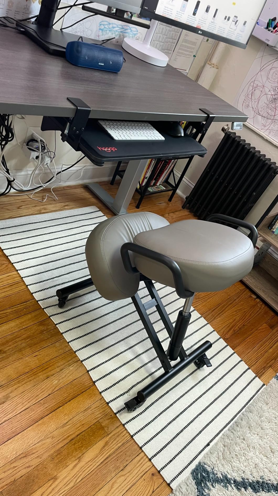 Ergonomic Kneeling Chair with Backrest, Improve Posture, Thick Cushions, Locking Wheels for Home & Office, AKONI 512B (Black) customer photo 1