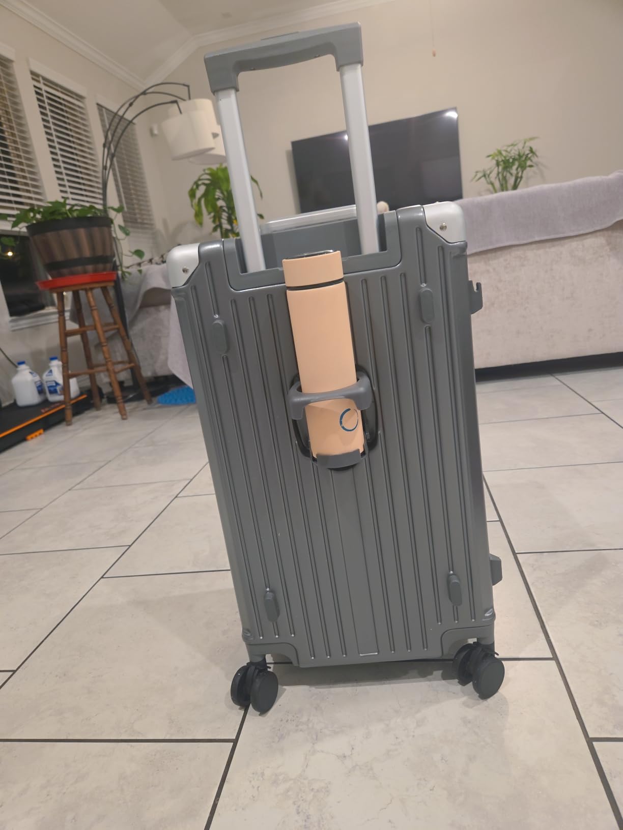 ALPHA CAMP Trunk Luggage 24 Inch with Aluminum Frame Zipperless Suitcase | Medium Checked Thickened 3-Layer PC Hardshell with TSA Lock, Charging Port, Cup Holder and Spinner Wheels for Domestic Travel customer photo 1