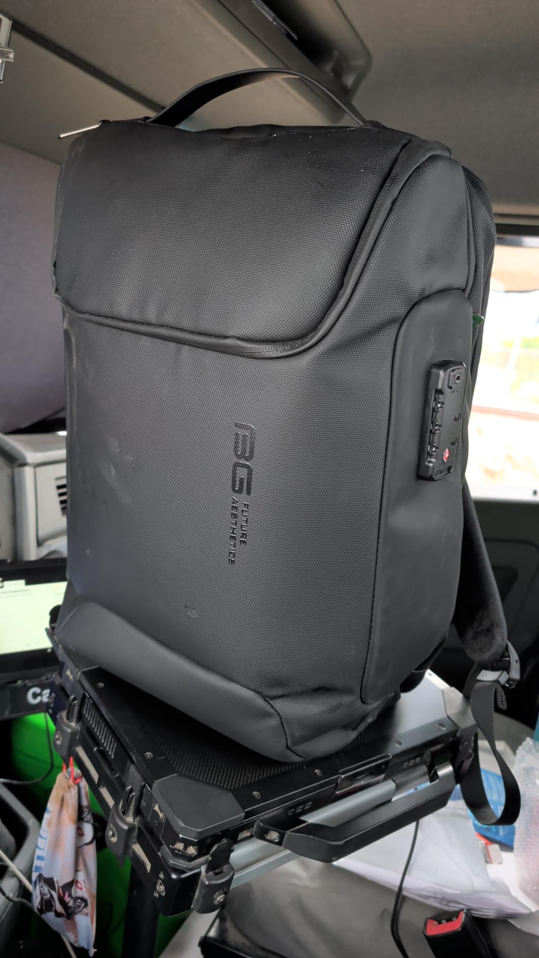 BANGE Anti-Theft Backpack with USB Charging Port 17.3 Inch Business Laptop Backpack customer photo 1