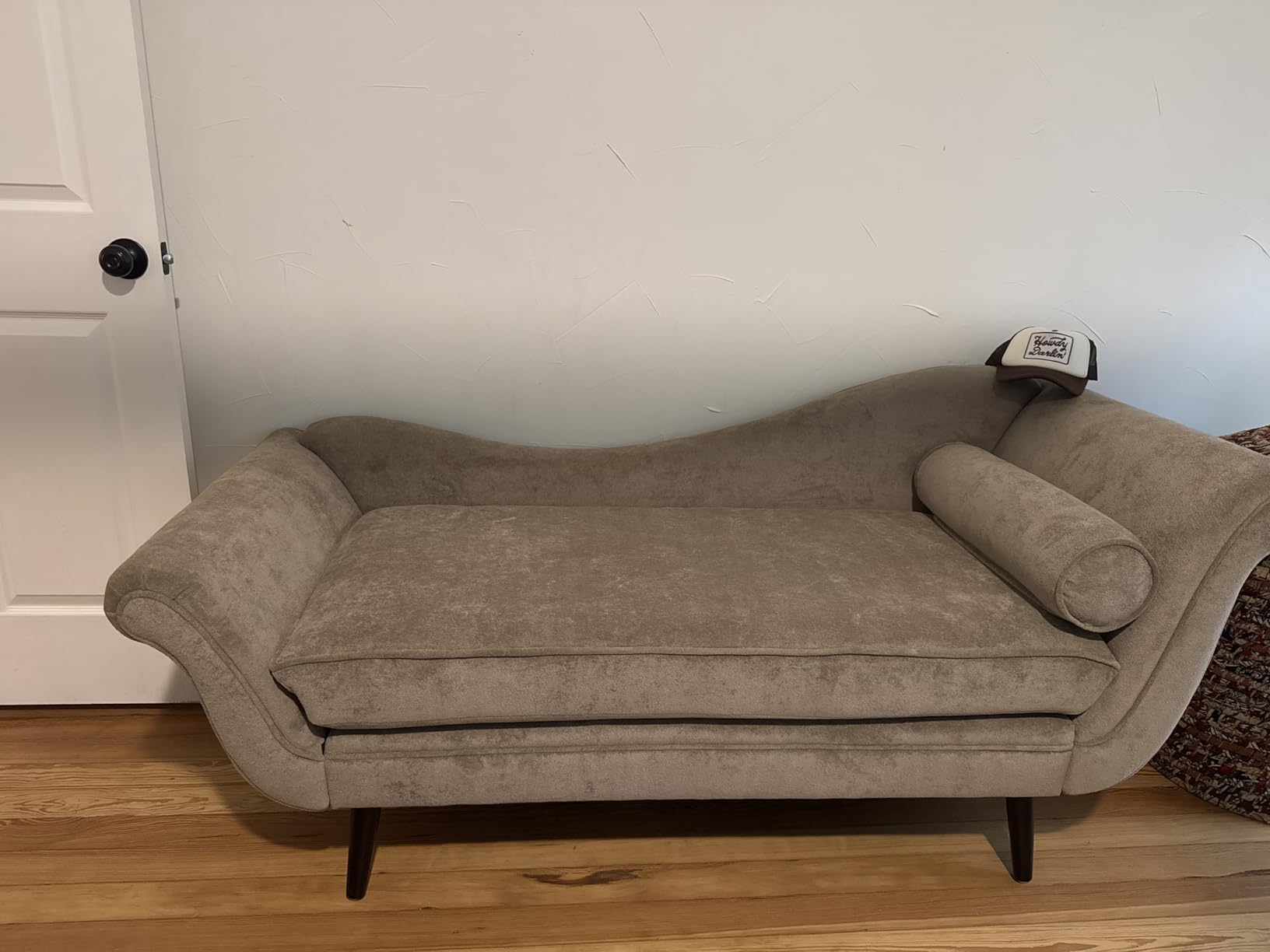 Christopher Knight Home Willer Velvet Upholstered Chaise Lounge Chair Indoor, Wooden Chaise Lounge Sofa with Scrolled Armrest/Splayed Legs, Living Room Sofa Couch with Accent Pillow, Light Brown customer photo 1