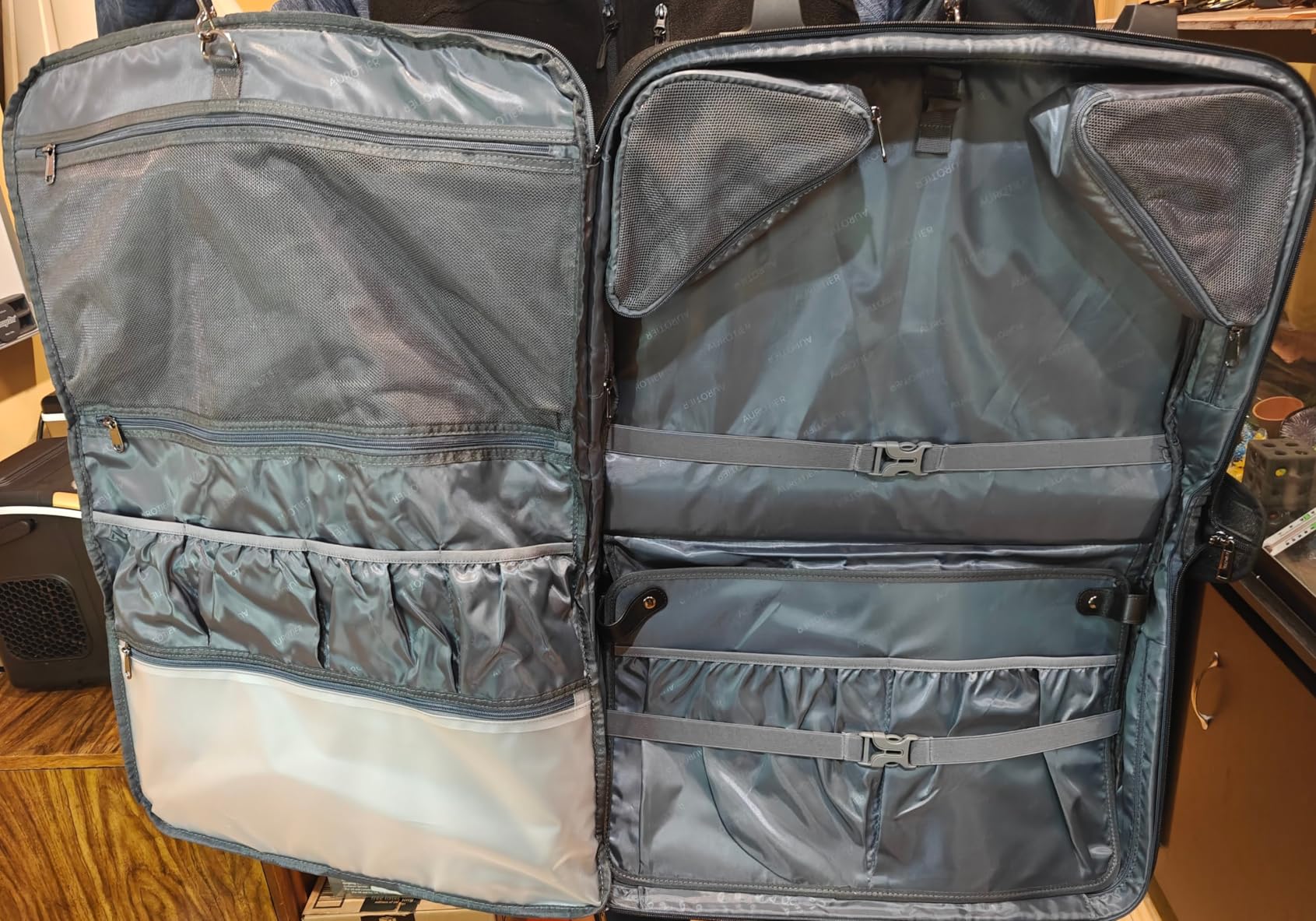 AUROTIER Rolling Garment Bags for Travel, Built-in Hanging Feature, Wheeled Business Suitcase customer photo 2