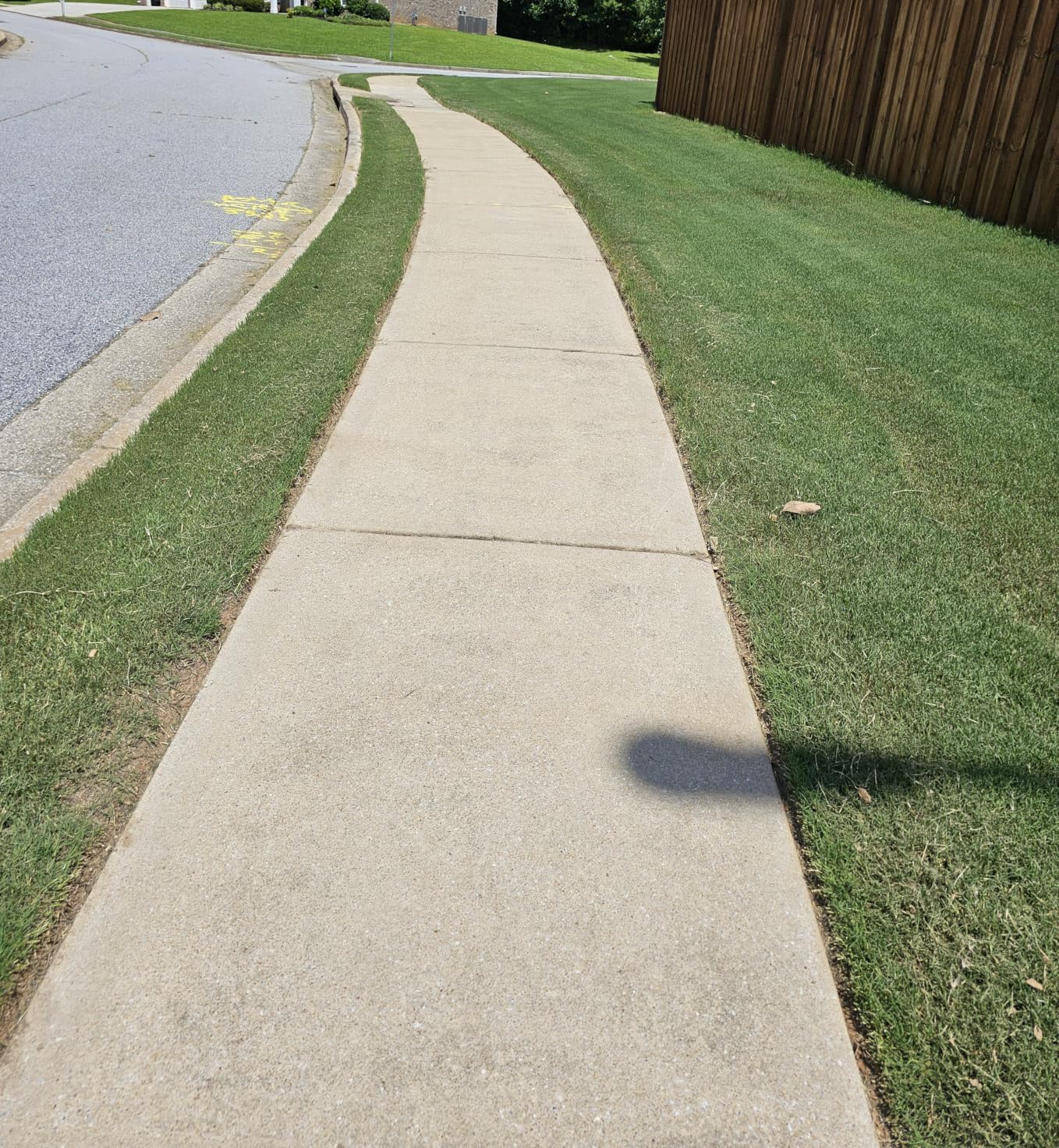 Sihuird Leaf Blower Cordless, 765CFM Electric Leaf Blowers with 2 x 7.8Ah Batteries and Dual Rapid Charger, 3-Speed & Turbo Mode, with LED lighting, 1 x Shoulder Strap, Blowers for Lawn Care - SL9501 customer photo 2