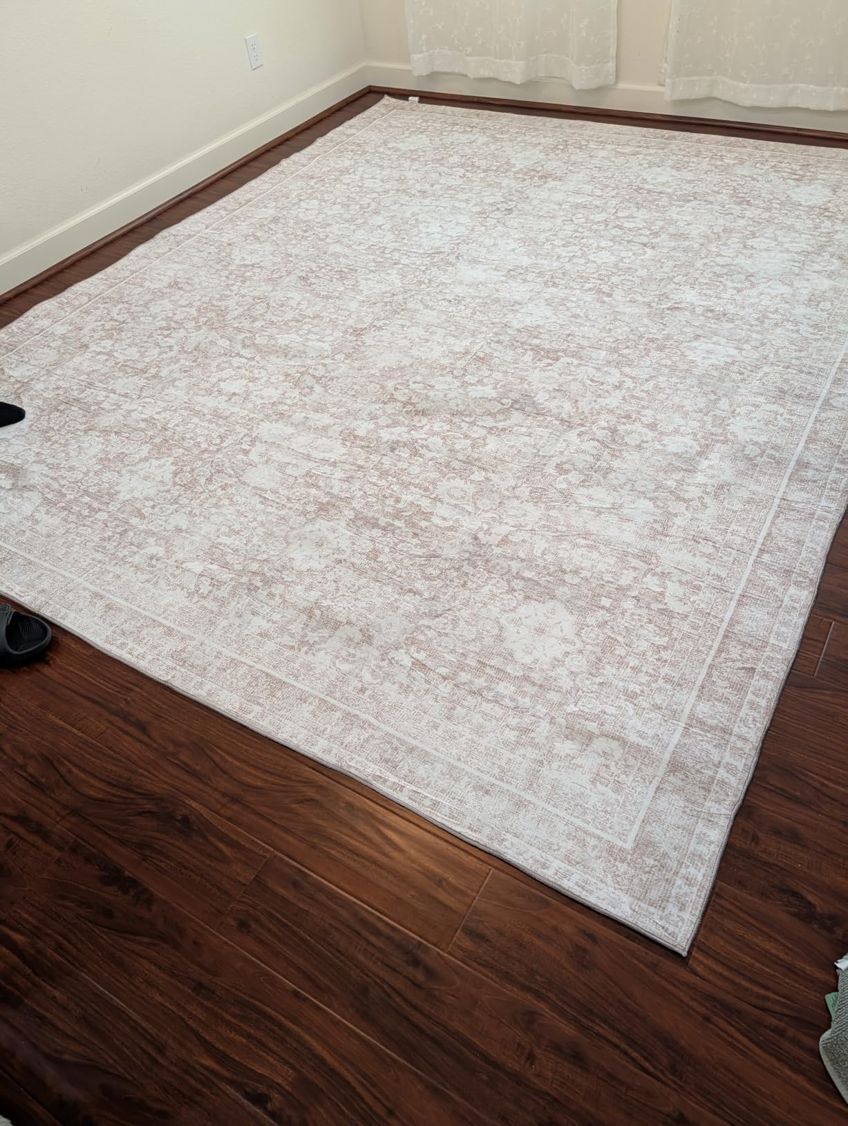 Sasttie Round Rug 4ft, Ultra-Soft Washable Rug for Living Room, Beige, Low-Pile Faux Cashmere customer photo 2
