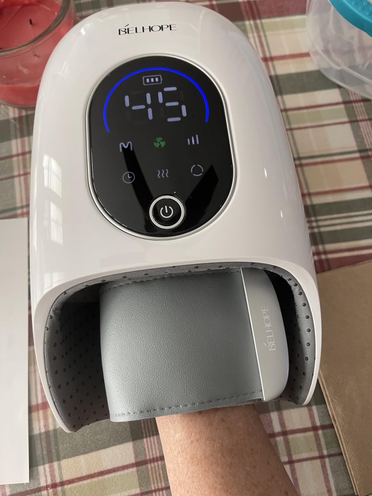 Hand Massager with Heat and Compression for Arthritis and Carpal Tunnel Relief, Finger Wrist Massager with 9 Modes & Hot Cold Therapy, Gifts for Women Men, White customer photo 2