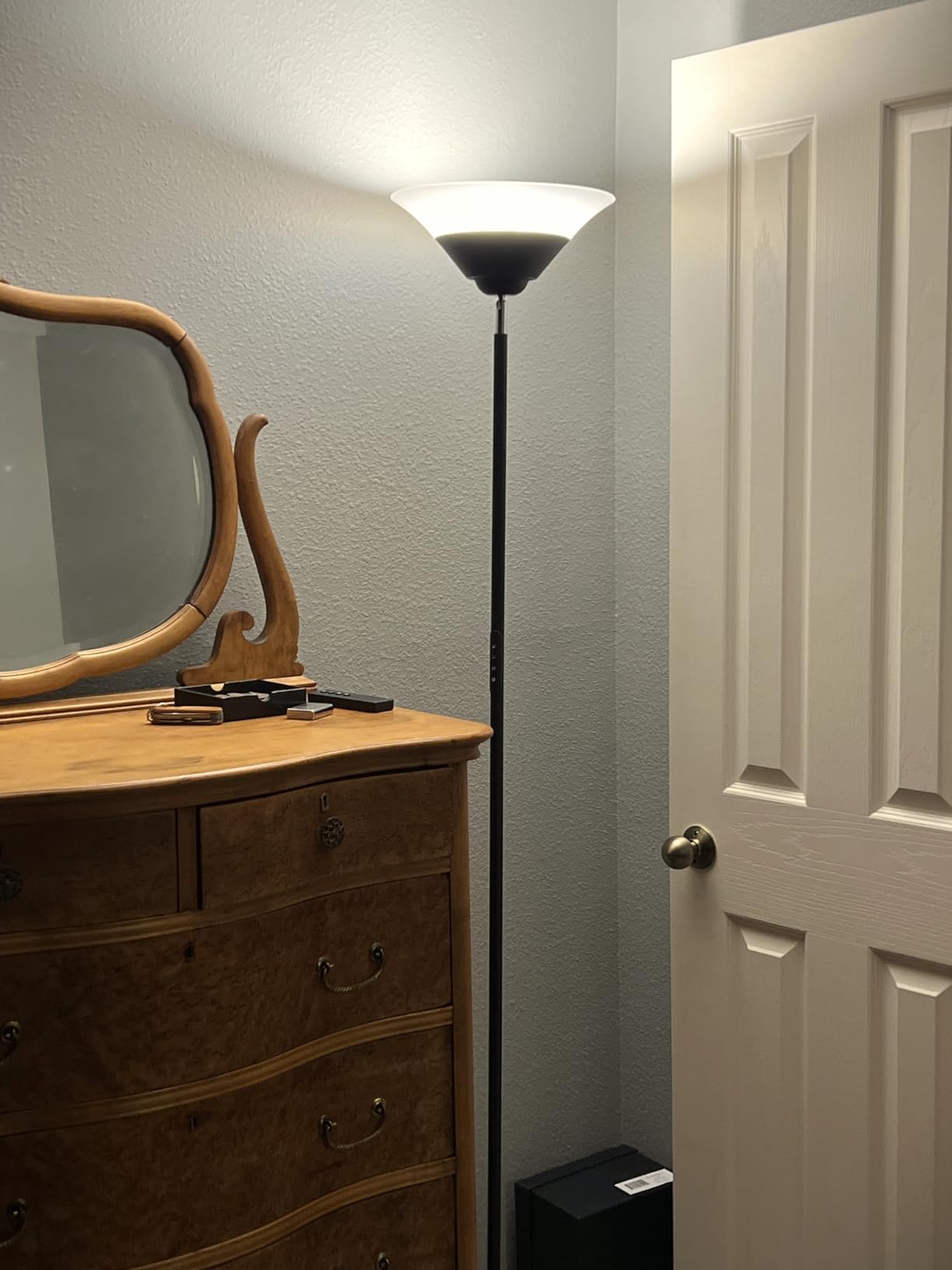 Torchiere Floor Lamp, 72 Inch 30W LED Standing Lamp, 1800LM, Stepless Dimmable, 3000K-6500K, Remote and Button Control, Modern Pole Light for Living Room Bedroom Office, Black customer photo 2