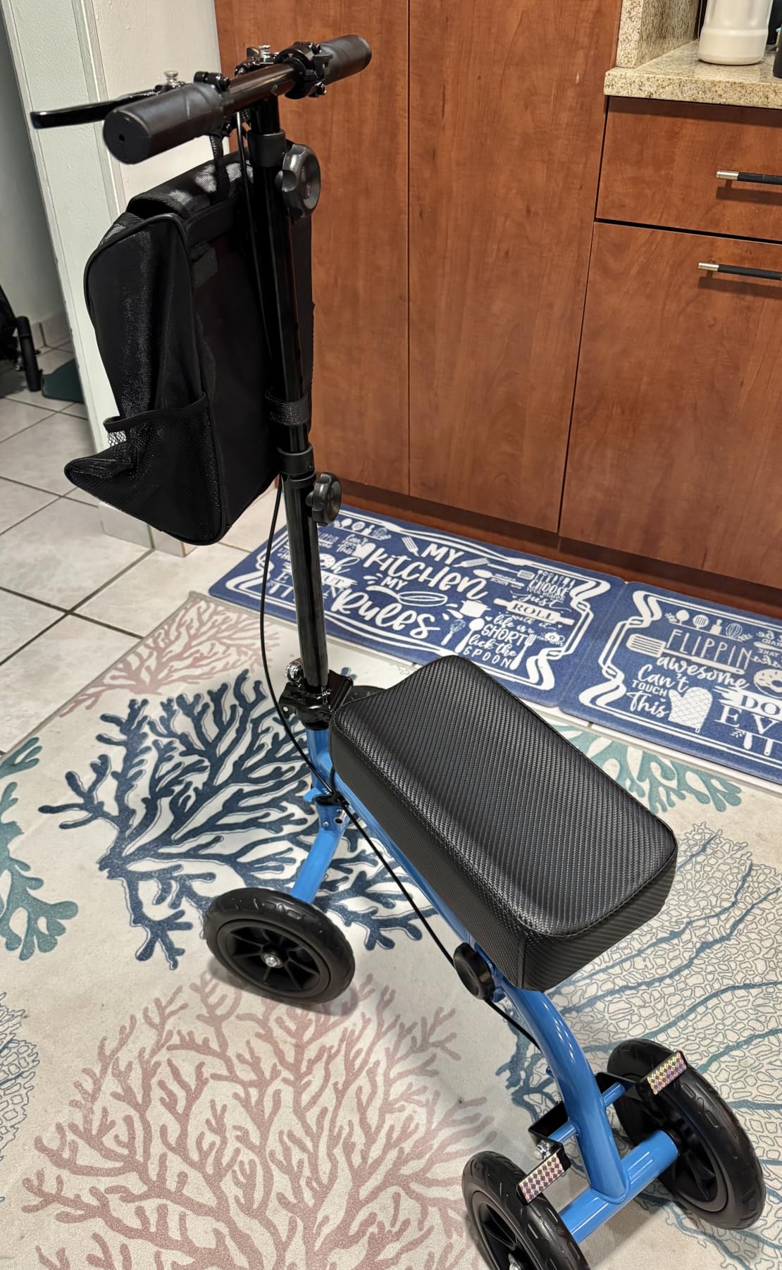 WHLICKS All Terrain Knee Scooter for Adults for Foot Surgery, Foldable & Steerable Knee Walker with PU Wheels, Medical Knee Scooter for Broken Foot Injured, Lightweight Leg Scooter for Broken Ankle customer photo 2