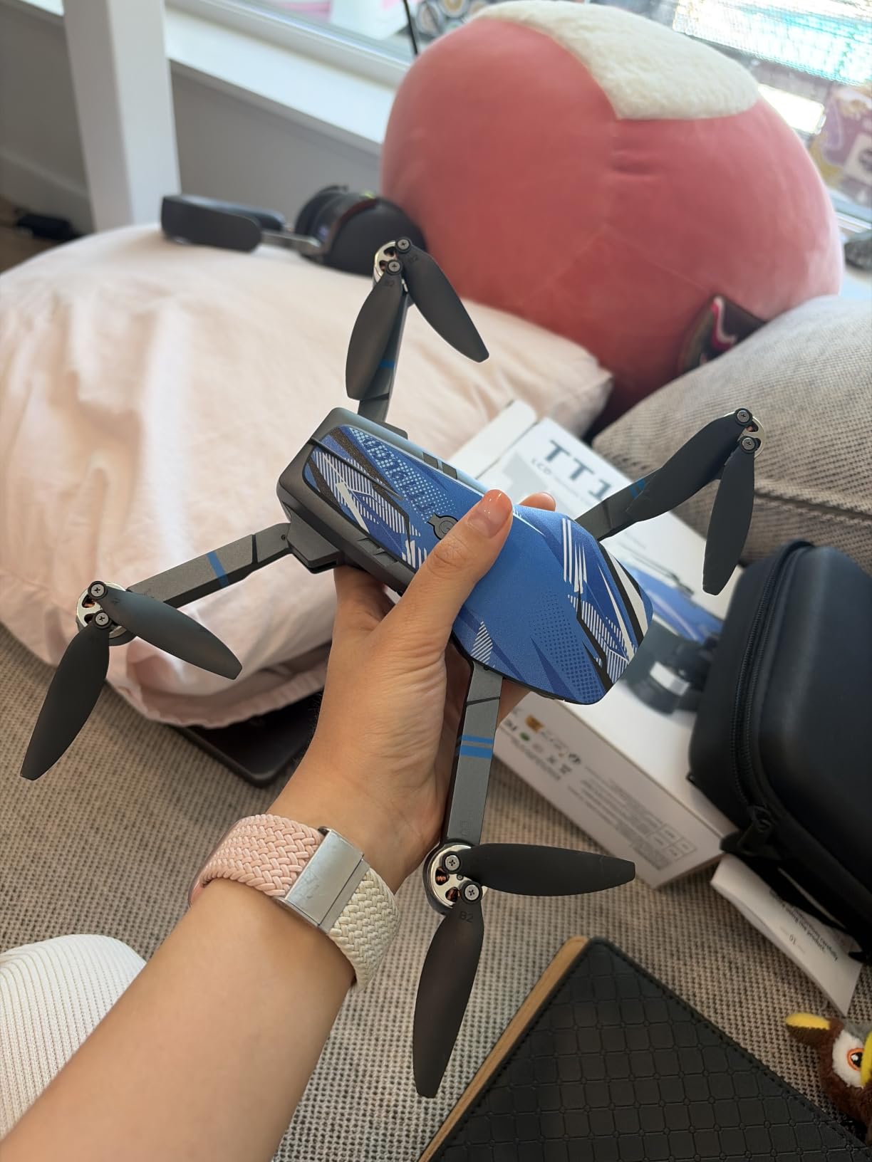 Drone with Camera 4K for Adults, GPS Drone Auto Return Follow Me Live Video RC Drones with Brushless Motor, Circle Flight Waypoint Fly, Foldable Mini Quadcopter for Beginners Under 250G customer photo 1