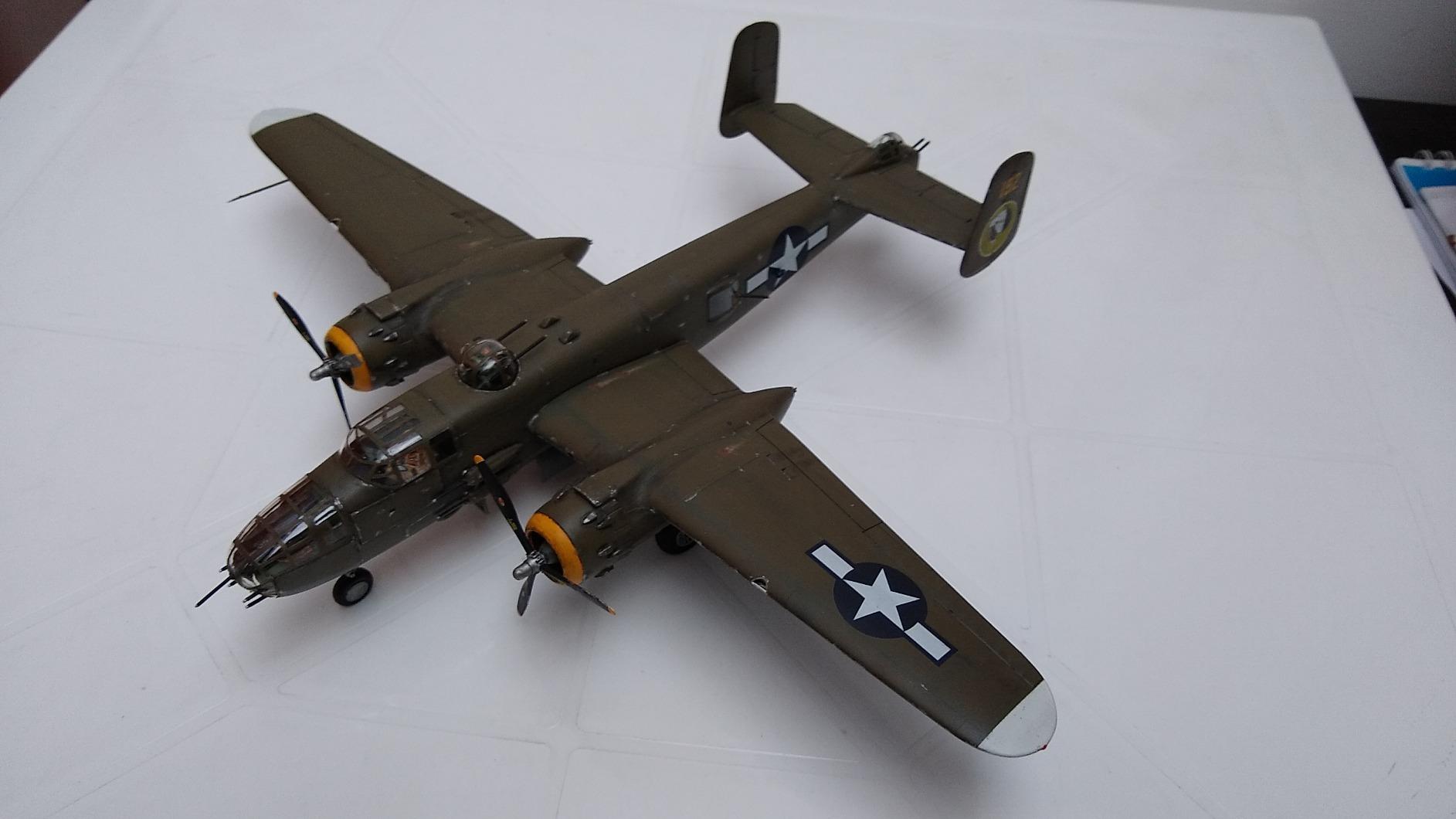 Revell 85-5512 B25J Mitchell 1:48 Scale Model Airplane Building Kit, 138 parts, skill level 4 customer photo 1