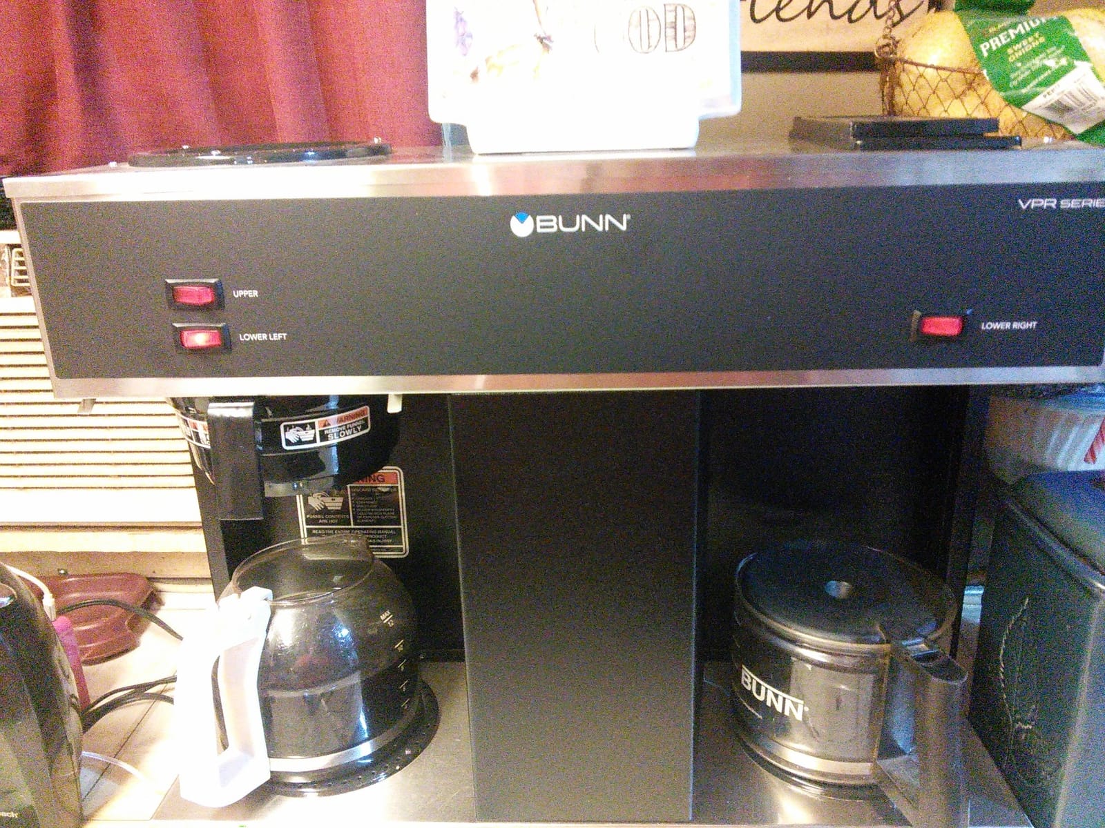 BUNN 04275.0031 VPS 12-Cup Pourover Commercial Coffee Brewer, with 3 Warming Stations (120V/60/1PH) customer photo 1