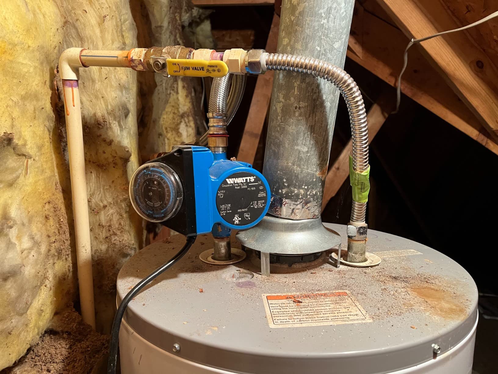 Watts Hot Water Recirculation System with Programmable Timer for Tank Water Heaters, Instant Hot Water, 120V Pump, 10 ft Cord, 2 Adapters, Sensor Valve, Mounting Screws, 2 Supply Lines (0955800) customer photo 1