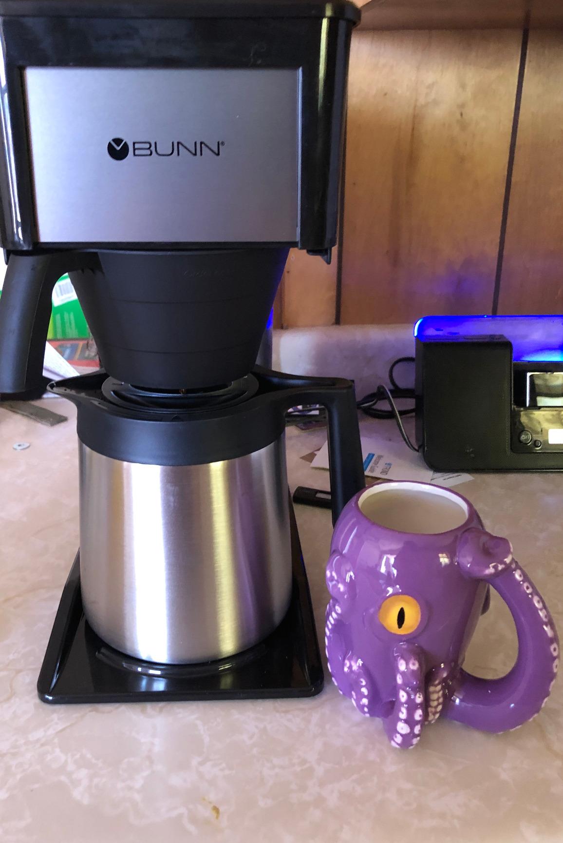 BUNN BT BT Speed Brew 10-Cup Thermal Carafe Home Coffee Brewer, Black customer photo 2