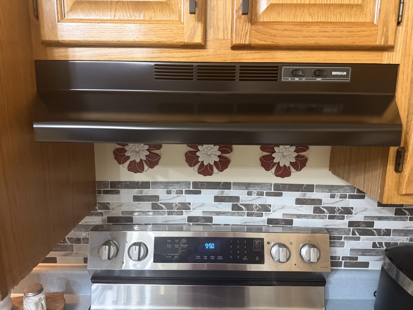 Broan-NuTone 413604 Non-Ducted Ductless Range Hood Insert with Light, Exhaust Fan for Under Cabinet, 36-Inch, Stainless Steel customer photo 2