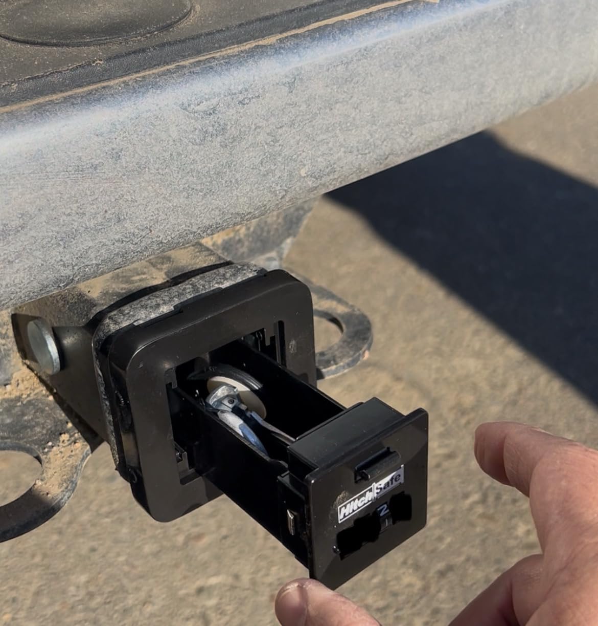 HS7000 Key Vault | Hidden Trailer Hitch Safe for Secure Key Storage | CarShare Turo | Weather Resistant and Durable with 4-Digit Combination Lock for Cars, Trucks, and SUVs customer photo 2