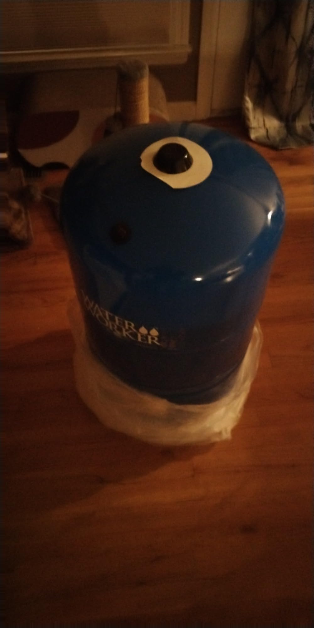 WaterWorker 25009 20-Gallon Vertical Well Tank, Blue customer photo 2