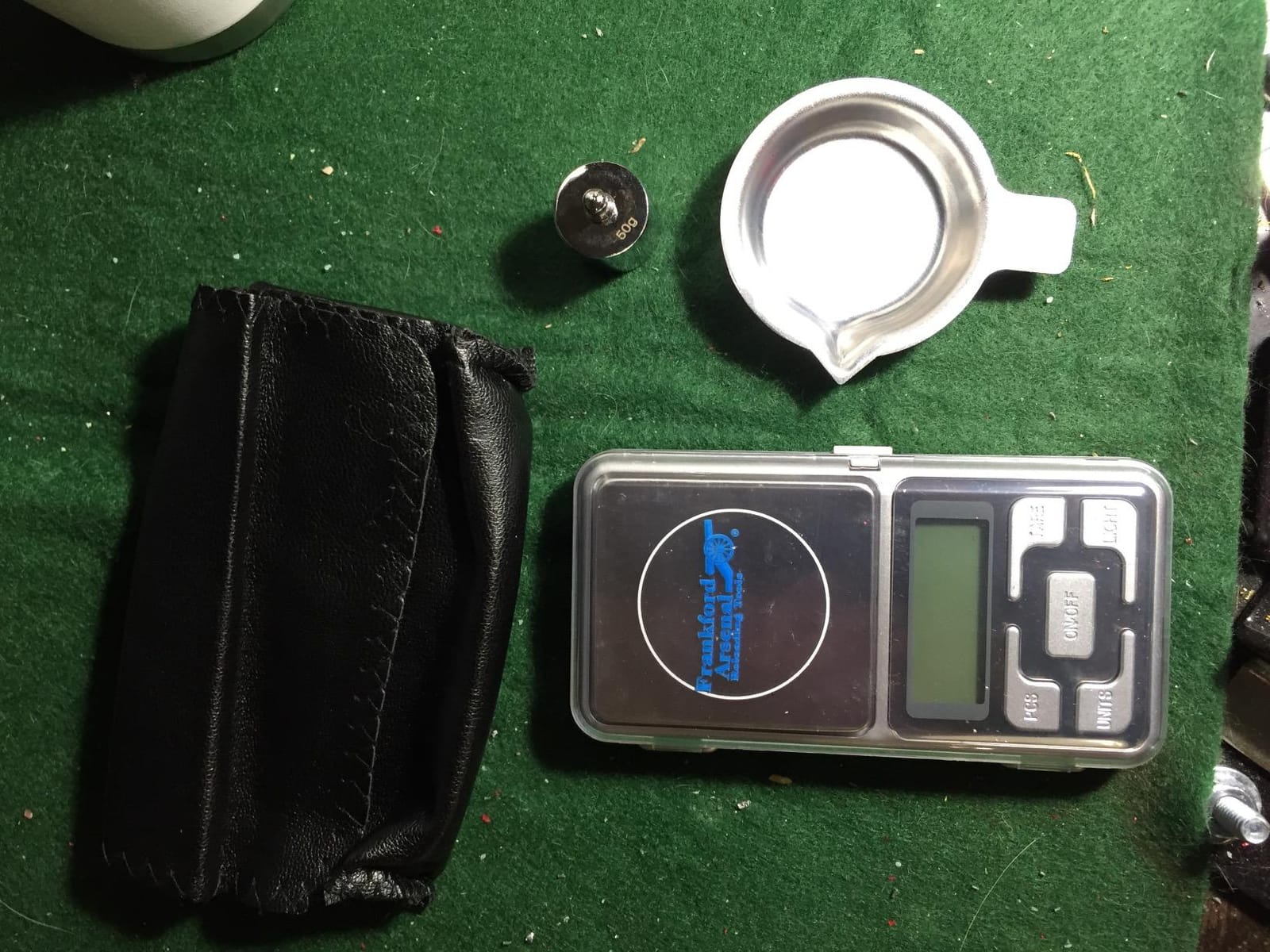 Frankford Arsenal DS-750 Digital Reloading Scale with LCD Display for Reloading, Weighing, Scale customer photo 2
