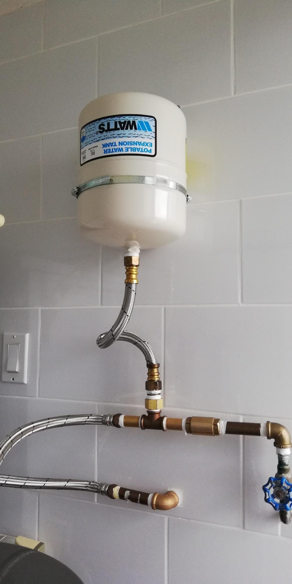 Watts PLT-12 4.5-Gallon Potable Water Expansion Tank 3/4