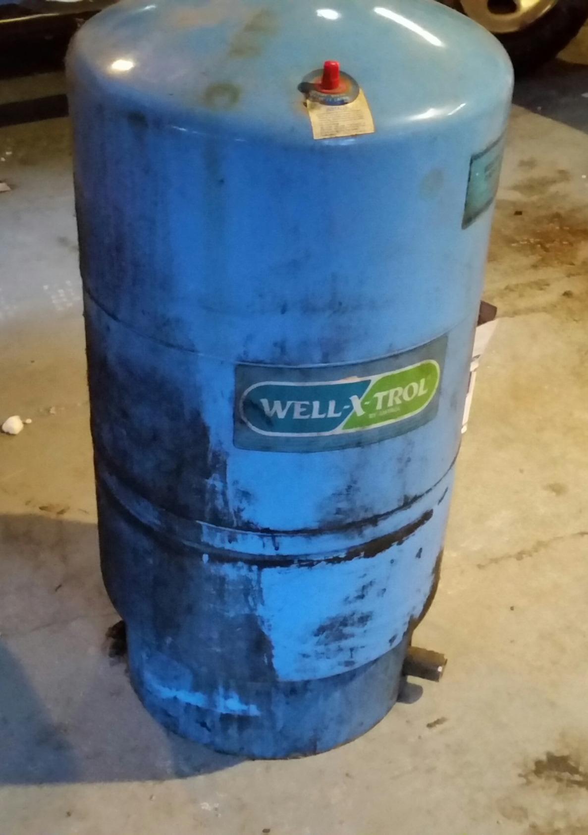 Amtrol WX-202 Well Pressure Tank customer photo 2
