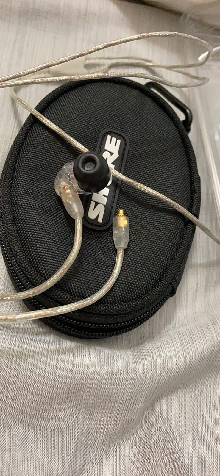 Shure SE215 PRO Sound Isolating Wired Earbuds - Professional in-ear monitors with deep bass, single dynamic driver, secure fit, detachable cable and carrying case customer photo 2