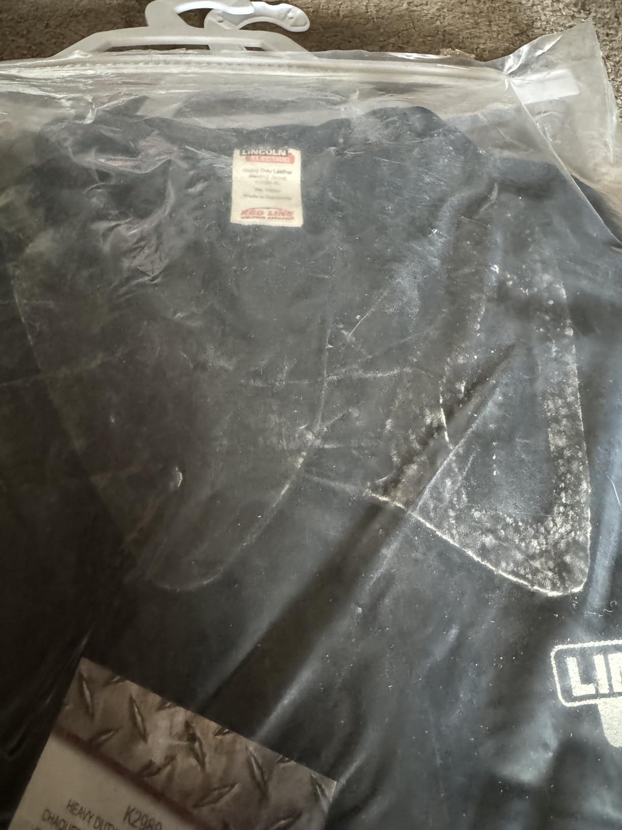 Lincoln Electric Heavy Duty Leather Welding Jacket | Ideal for High Amperage or Out of Position Welding | Large | K2989-L,Black/Red customer photo 1