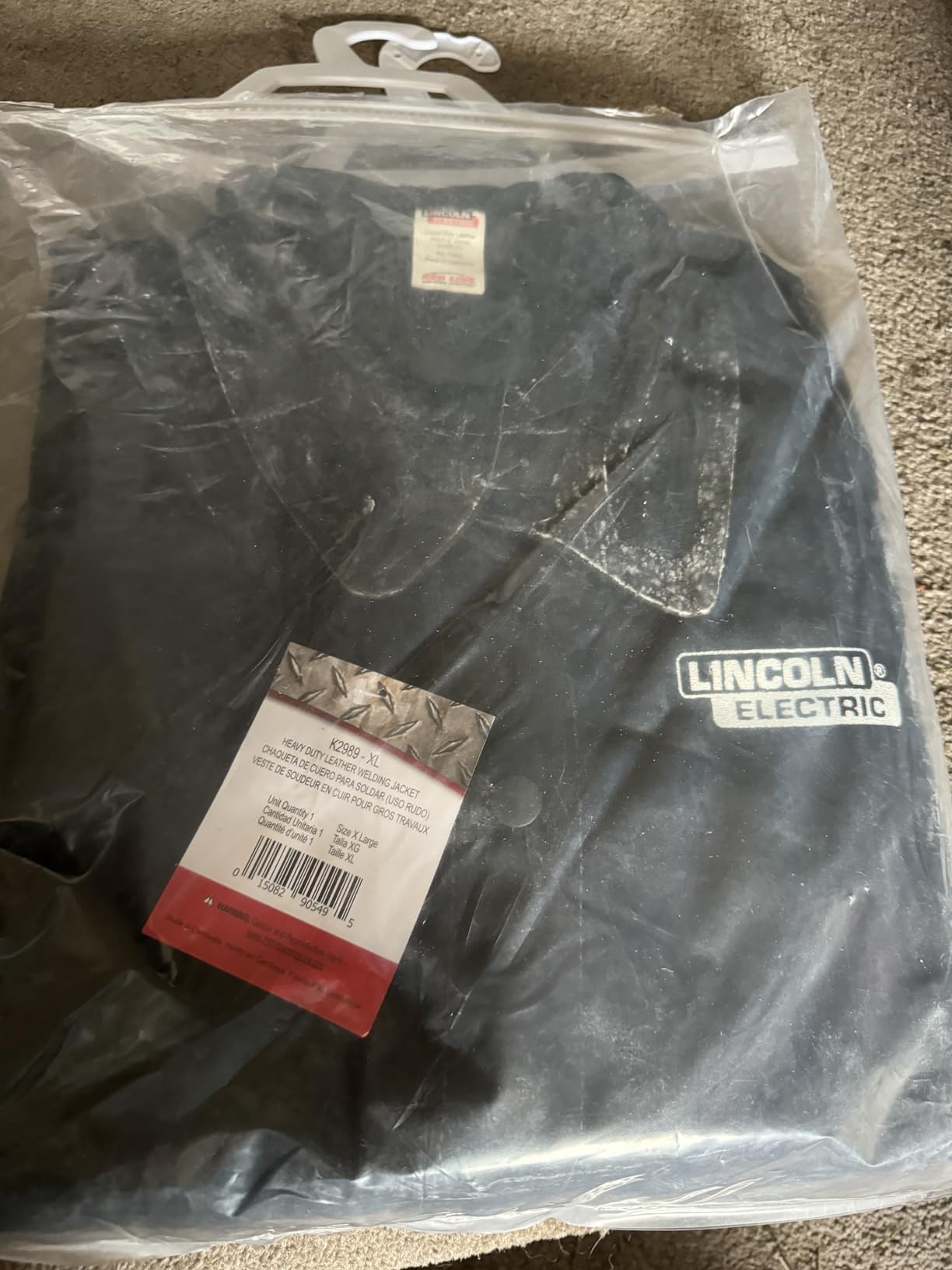 Lincoln Electric Heavy Duty Leather Welding Jacket | Ideal for High Amperage or Out of Position Welding | Large | K2989-L,Black/Red customer photo 2