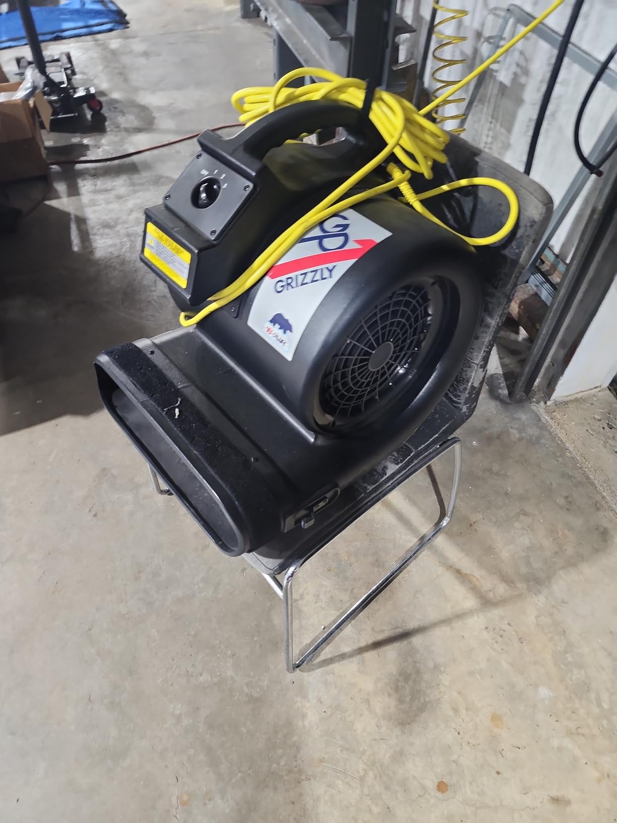 B-Air Grizzly GP-1 1 HP Air Mover Carpet Dryer Floor Fan for Water Damage Restoration Equipment & Pet Cage Dryer Green customer photo 1