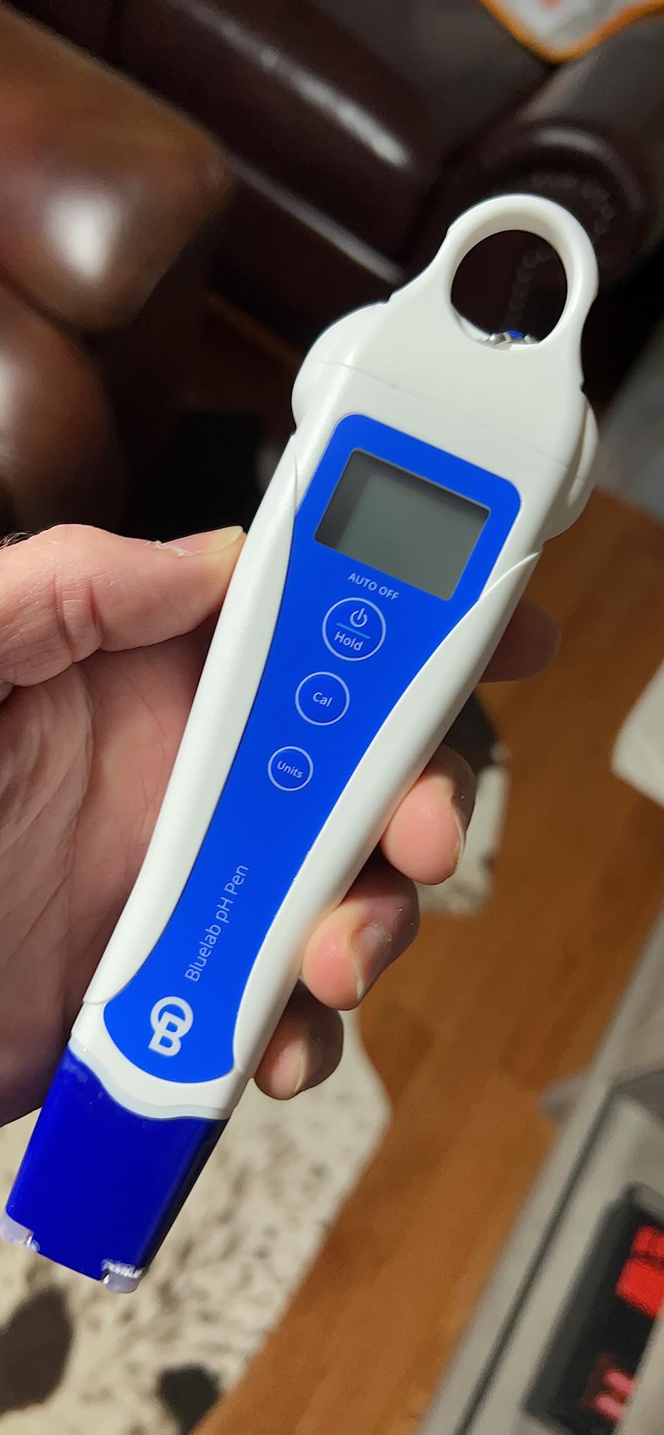 Bluelab pH Pen - ± 0.1 pH Accurate - Durable Double Junction Probe | Waterproof and Floats - Auto Temperature Compensation - Made in NZ customer photo 1