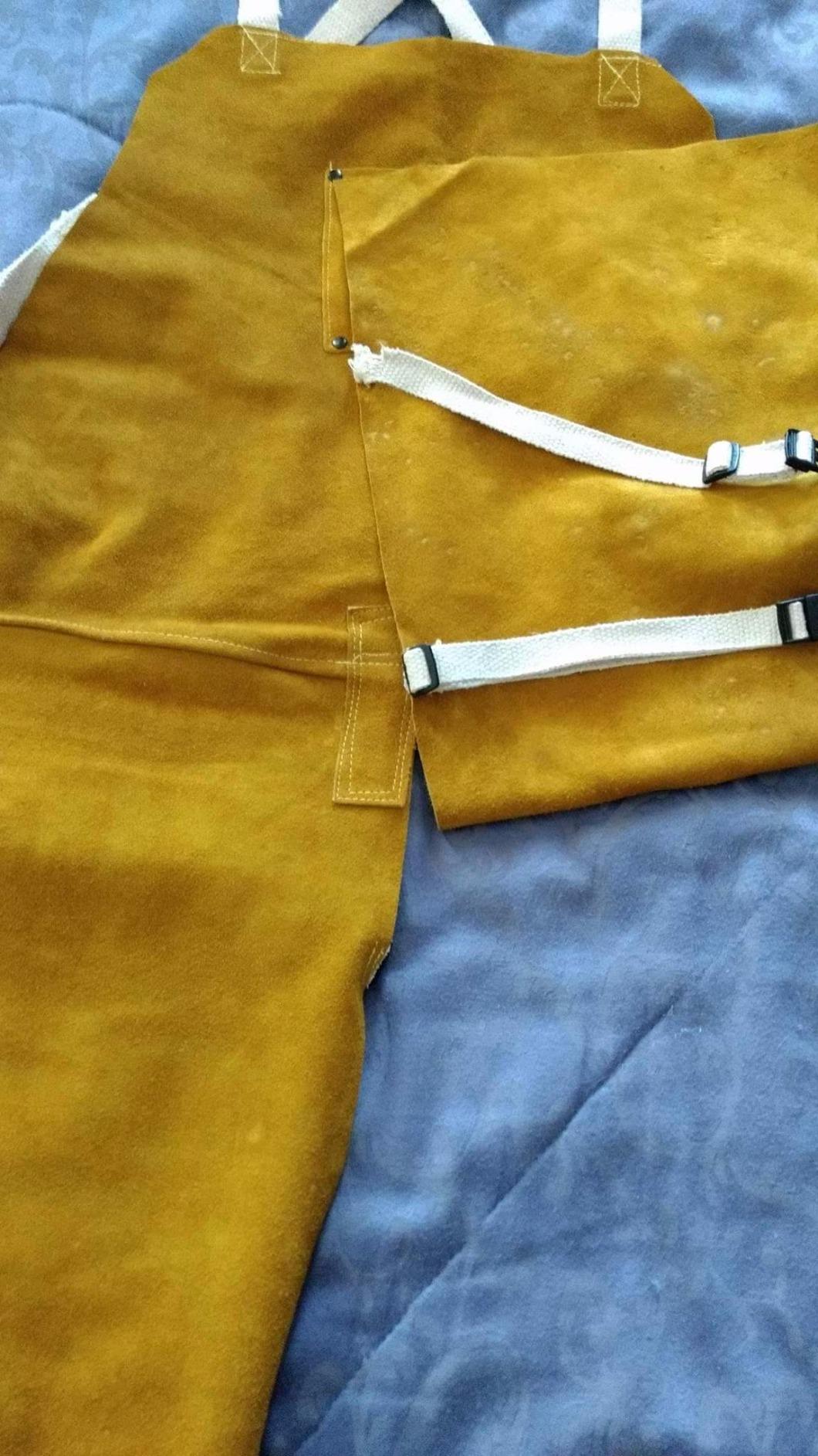 Ironcat Leather Split Leg Welding Apron, Para-Aramid Stitched, Adjustable Cotton Straps, Gold customer photo 1