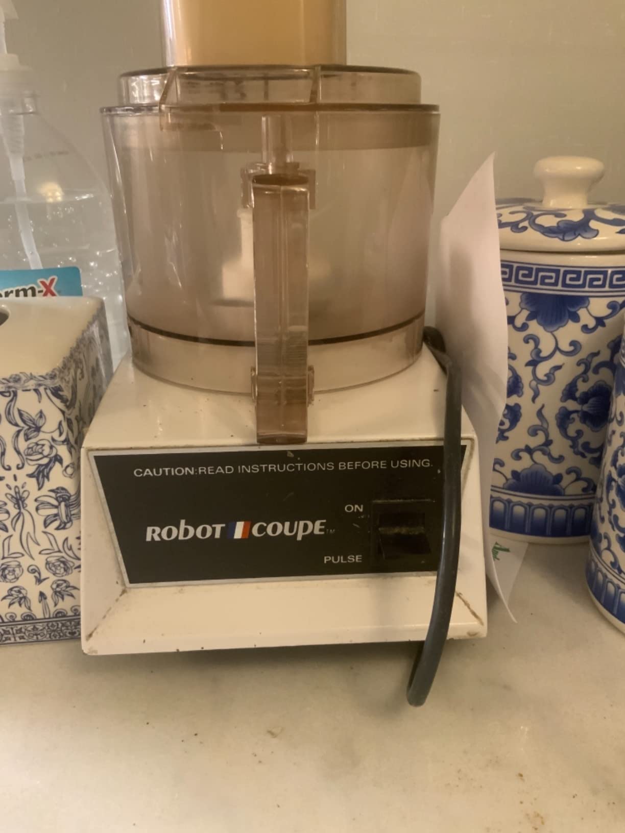Robot Coupe R2B CLR Commercial Cutter Mixer With 2.9 Liter Clear Polycarbonate Batch Bowl, 1-HP, 120-Volts customer photo 1